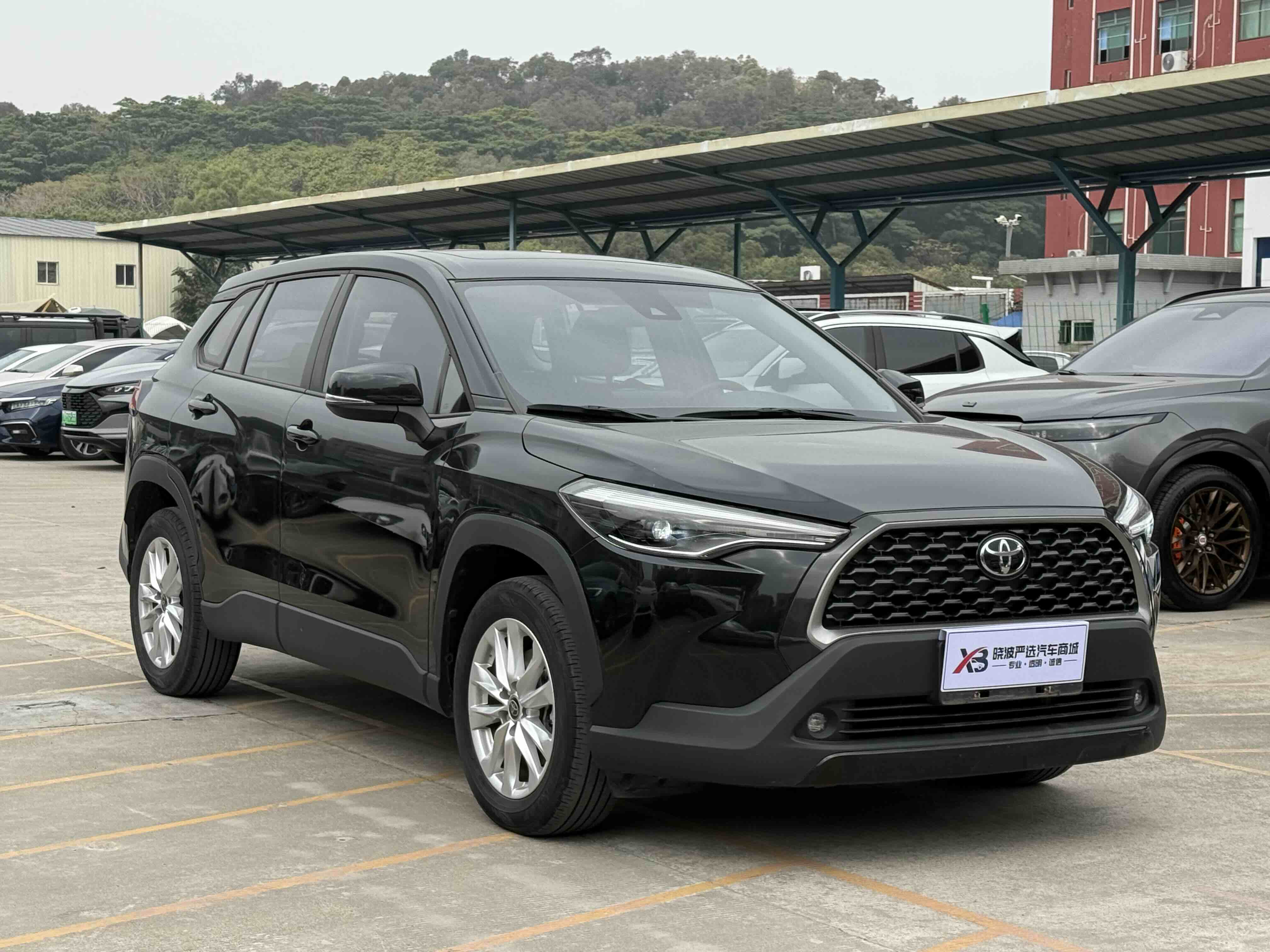 Toyota Corolla Cross 2023 immagine di auto #3