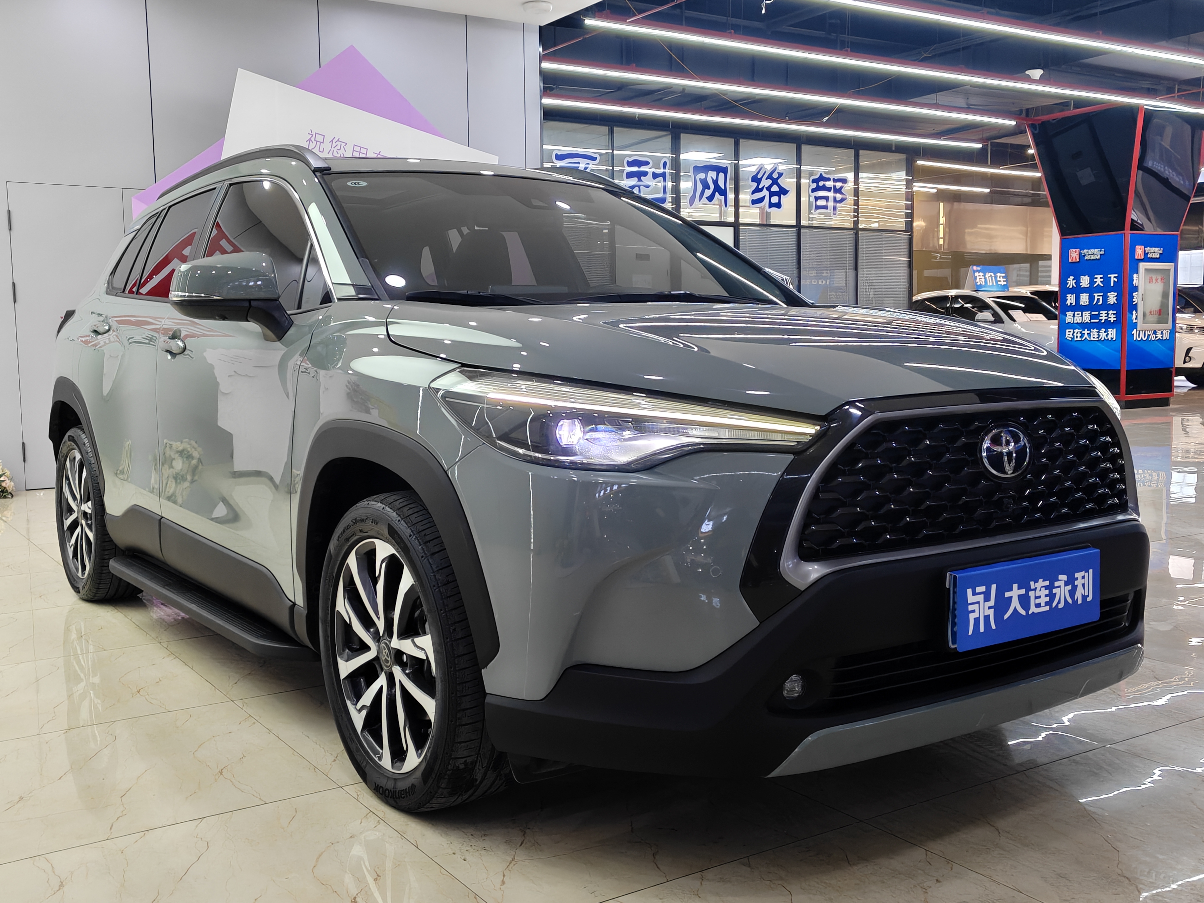 Corolla Cross 2022 car image #3