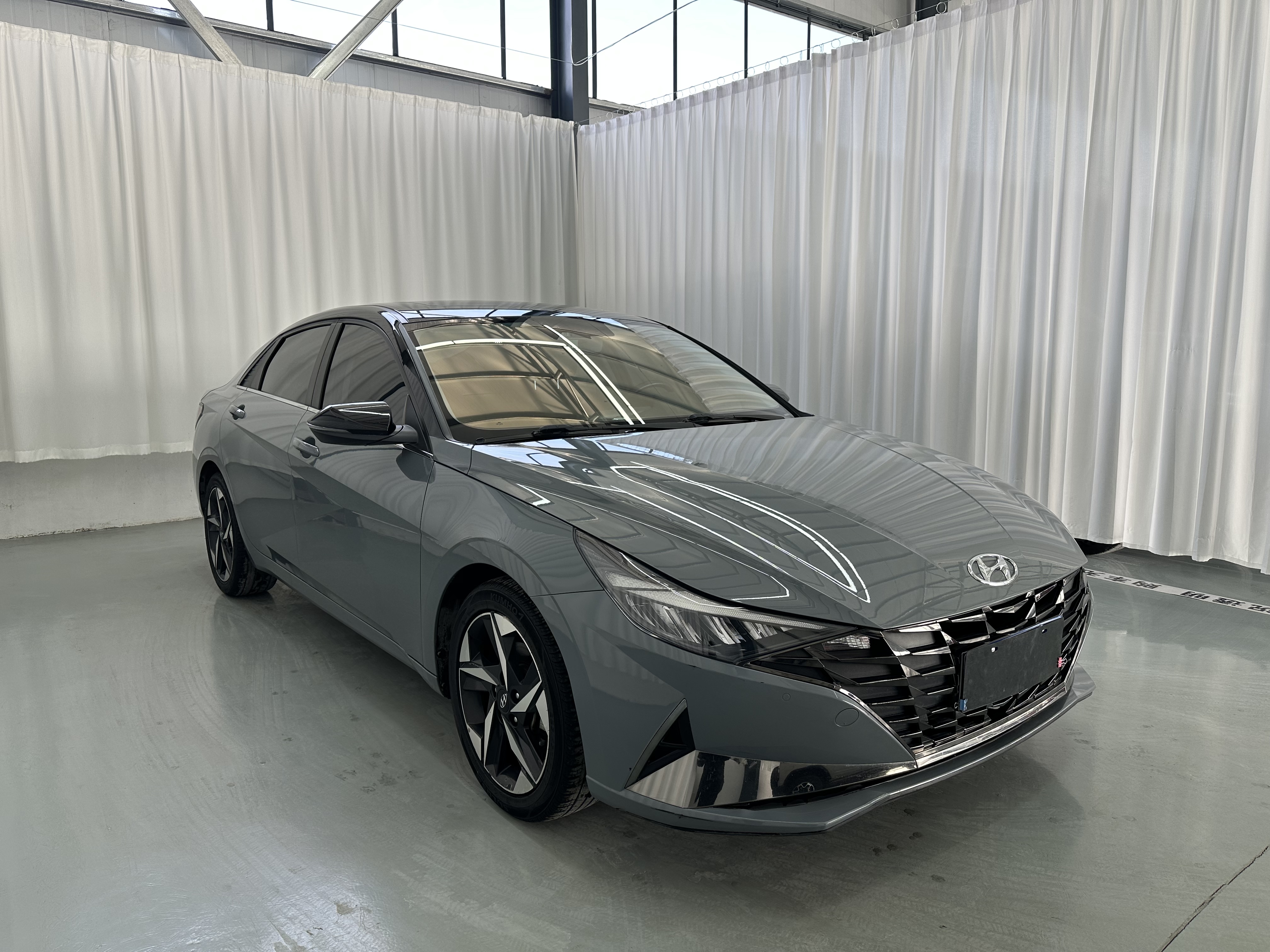 Hyundai Elantra 2021 car image #3