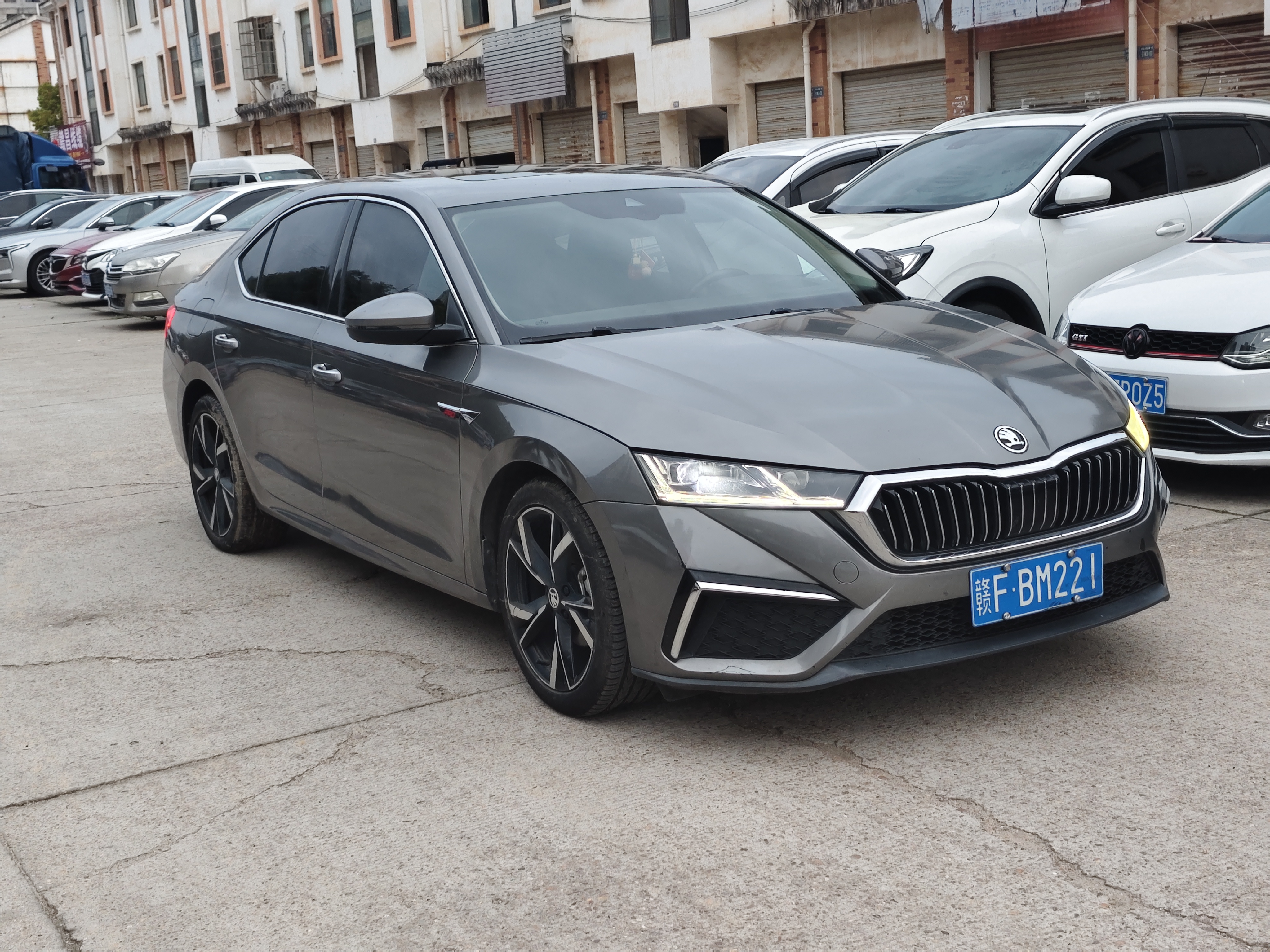 Skoda Octavia 2022 car image #3