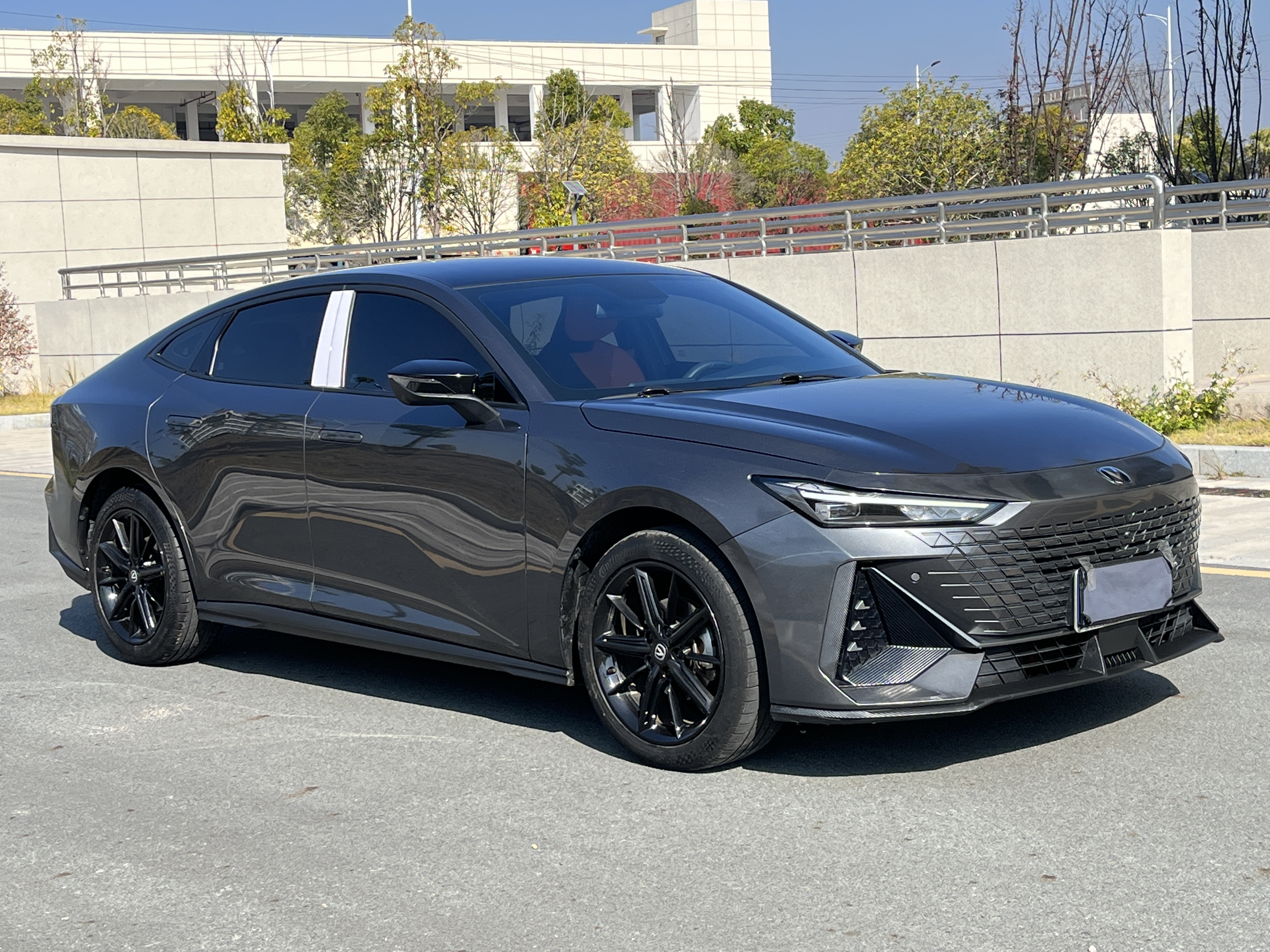 Changan UNI-V 2023 car image #3