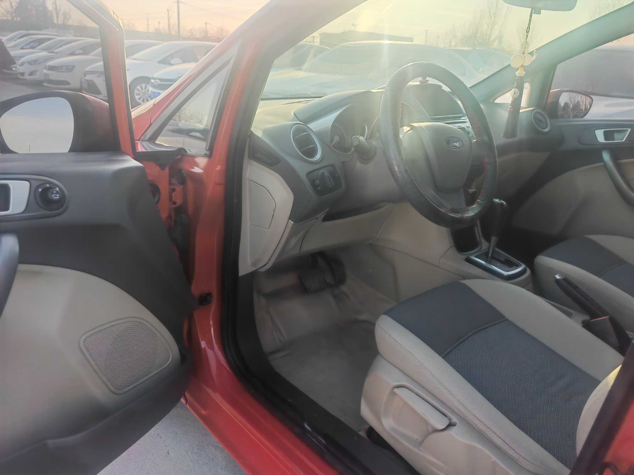 Ford Fiesta 2012 #3 Ford Fiesta 2012 car image #3