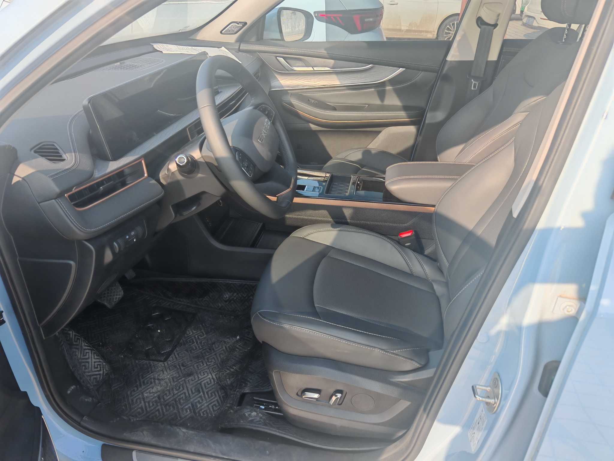 Exceed Chasing Wind C-DM 2023 #3 Exceed Chasing Wind C-DM 2023 car image #3