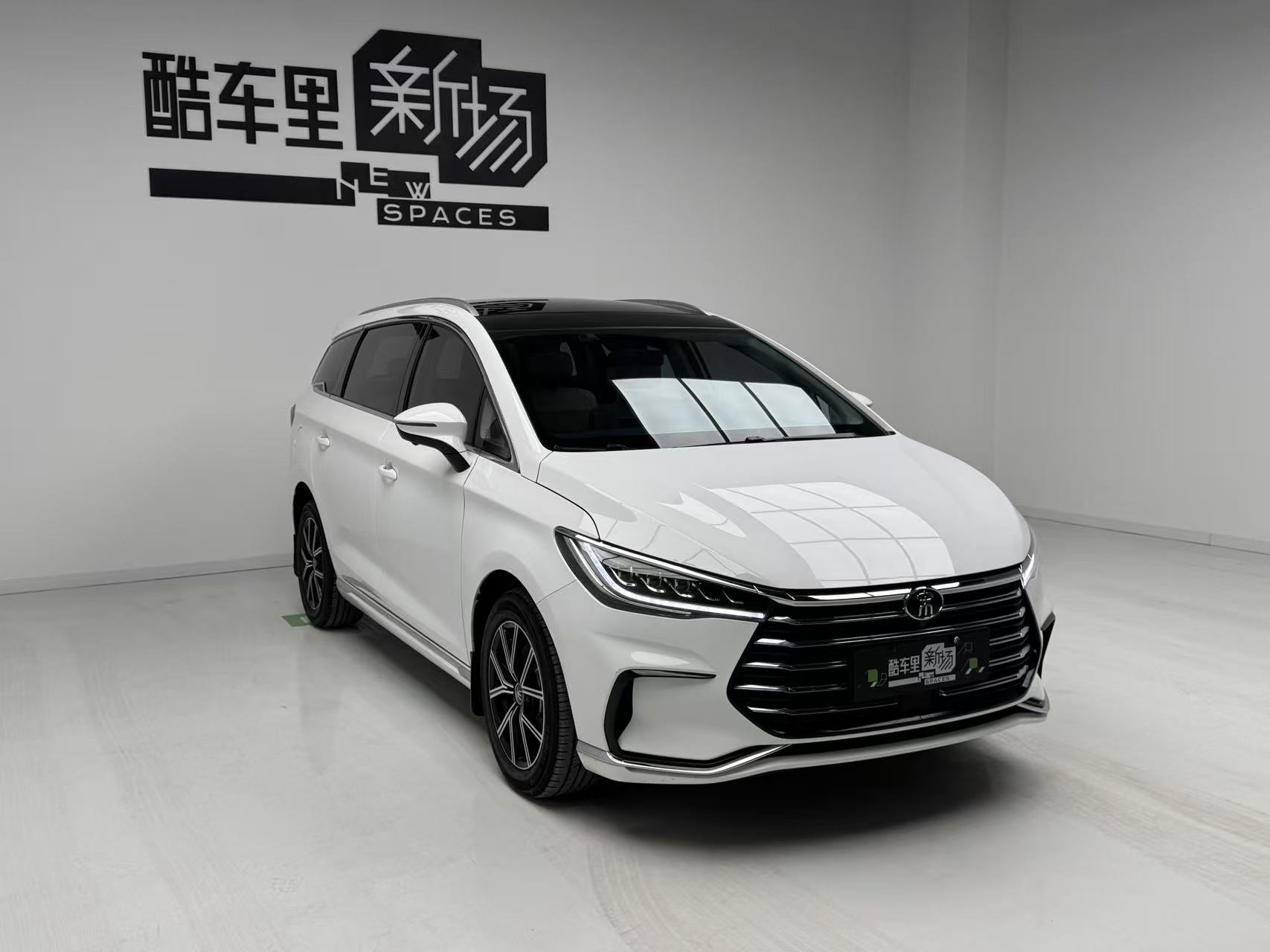 BYD Song MAX New Energy 2022 car image #3