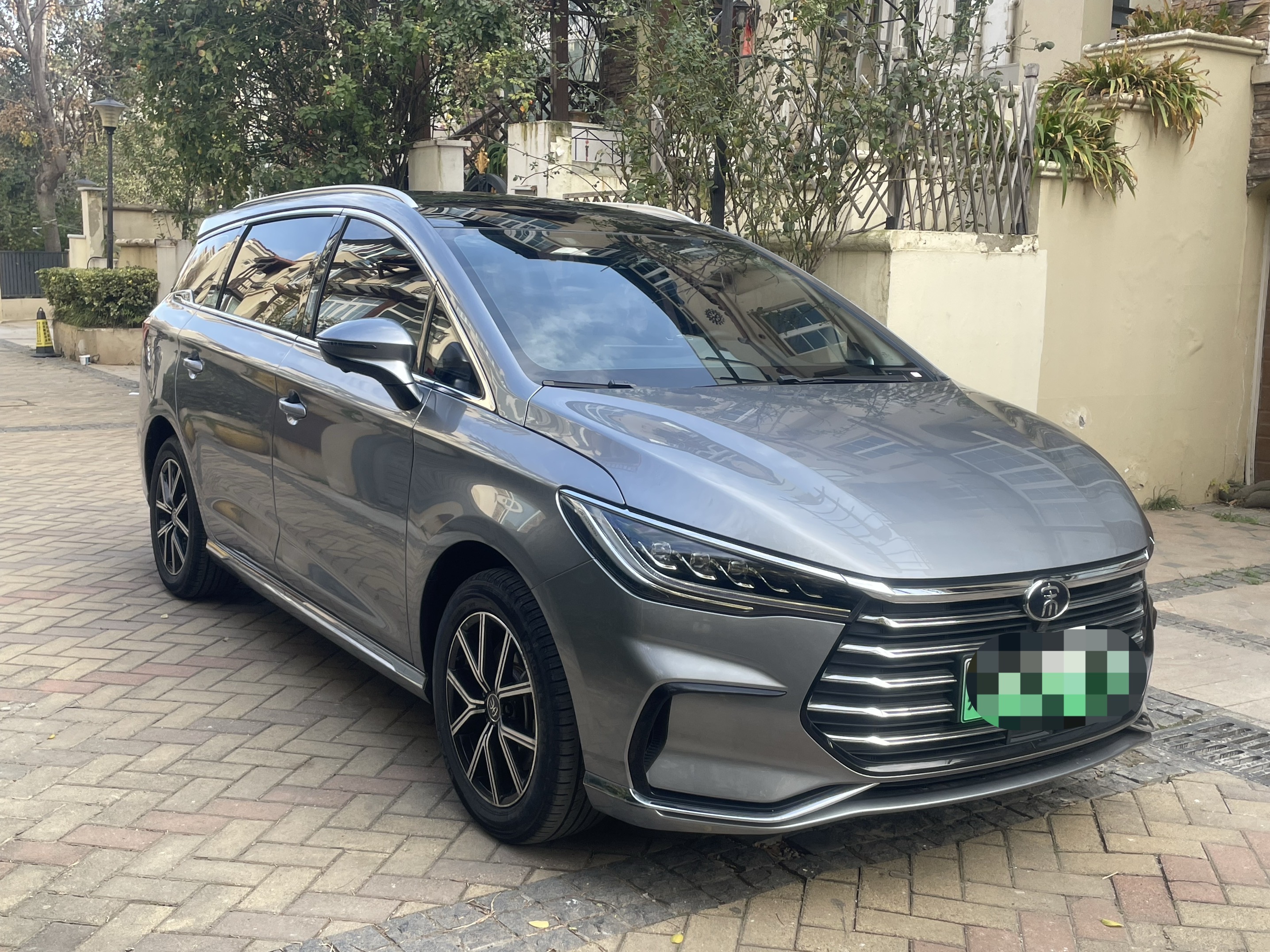 BYD Song MAX New Energy 2023 car image #3