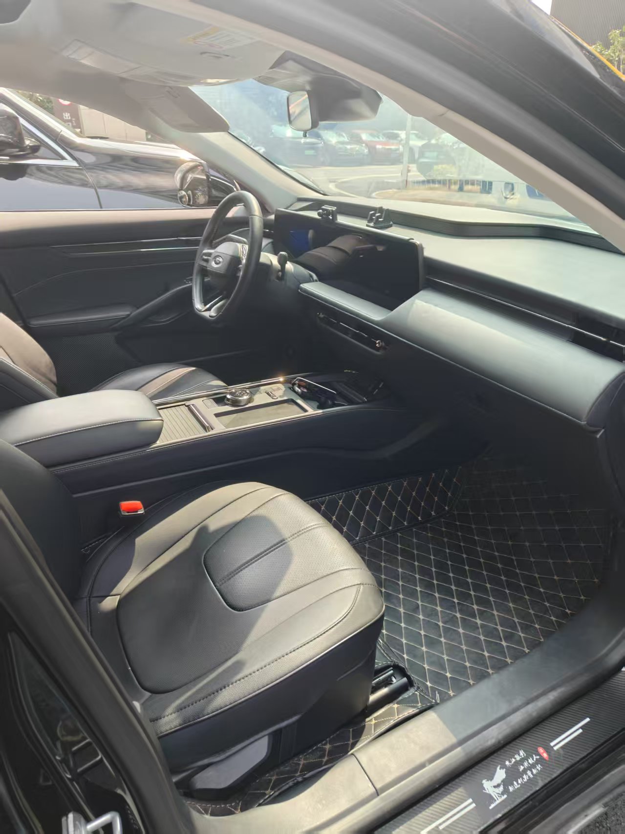 Ford Mondeo 2023 صورة سيارة #3