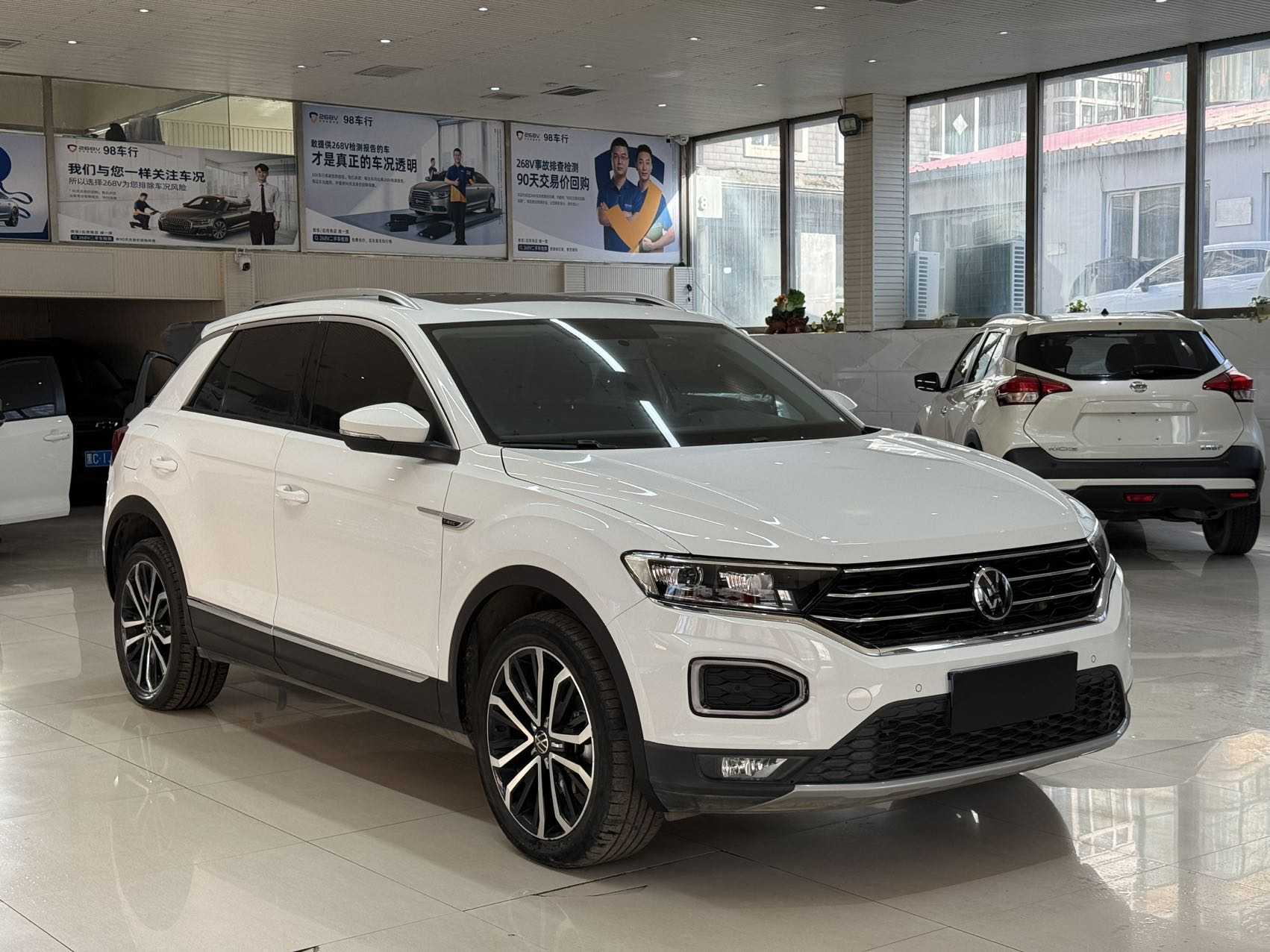 T-Roc 2023 #3 T-Roc 2023 car image #3