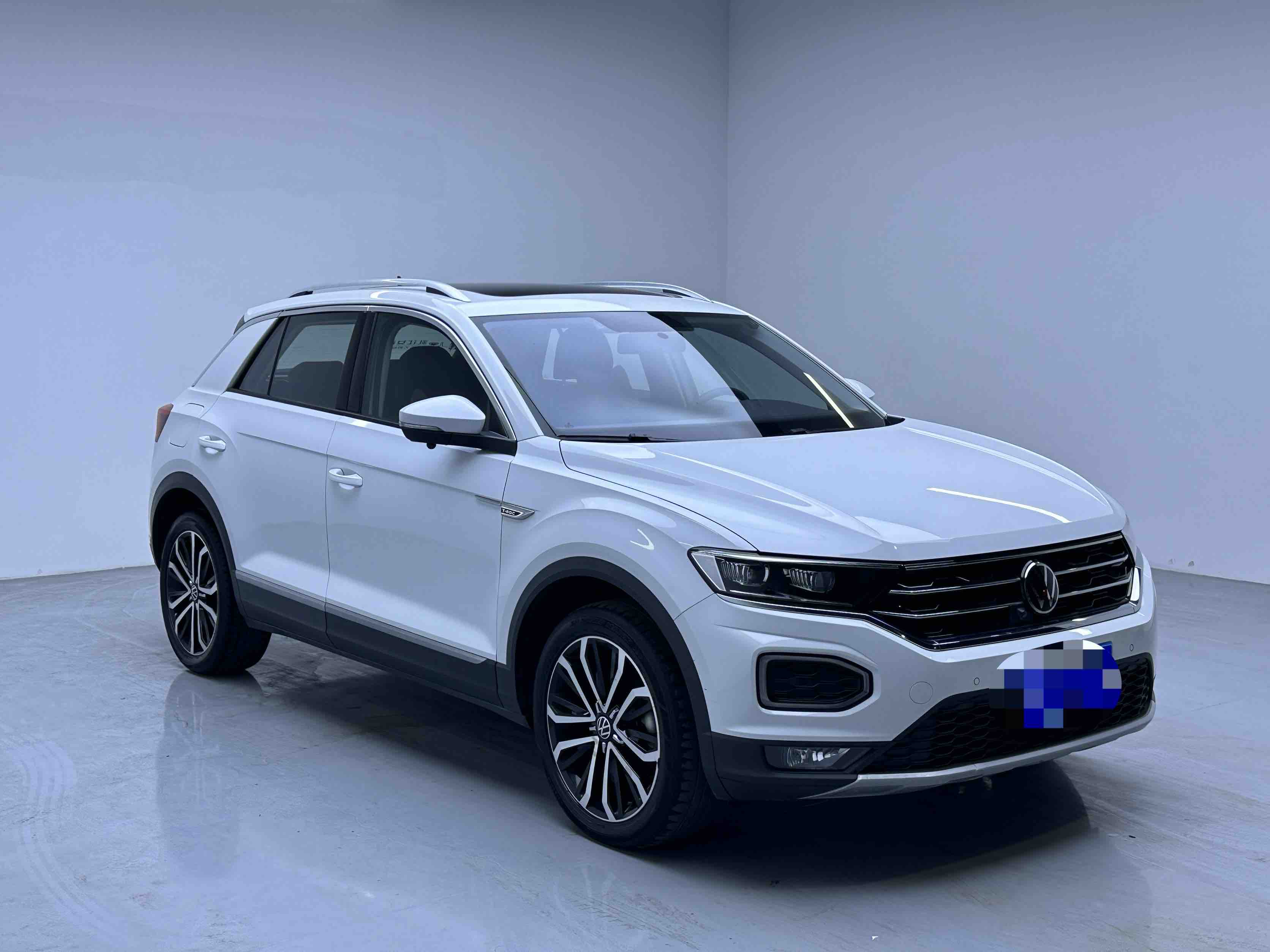 Volkswagen T-Roc 2023 #3 Volkswagen T-Roc 2023 car image #3