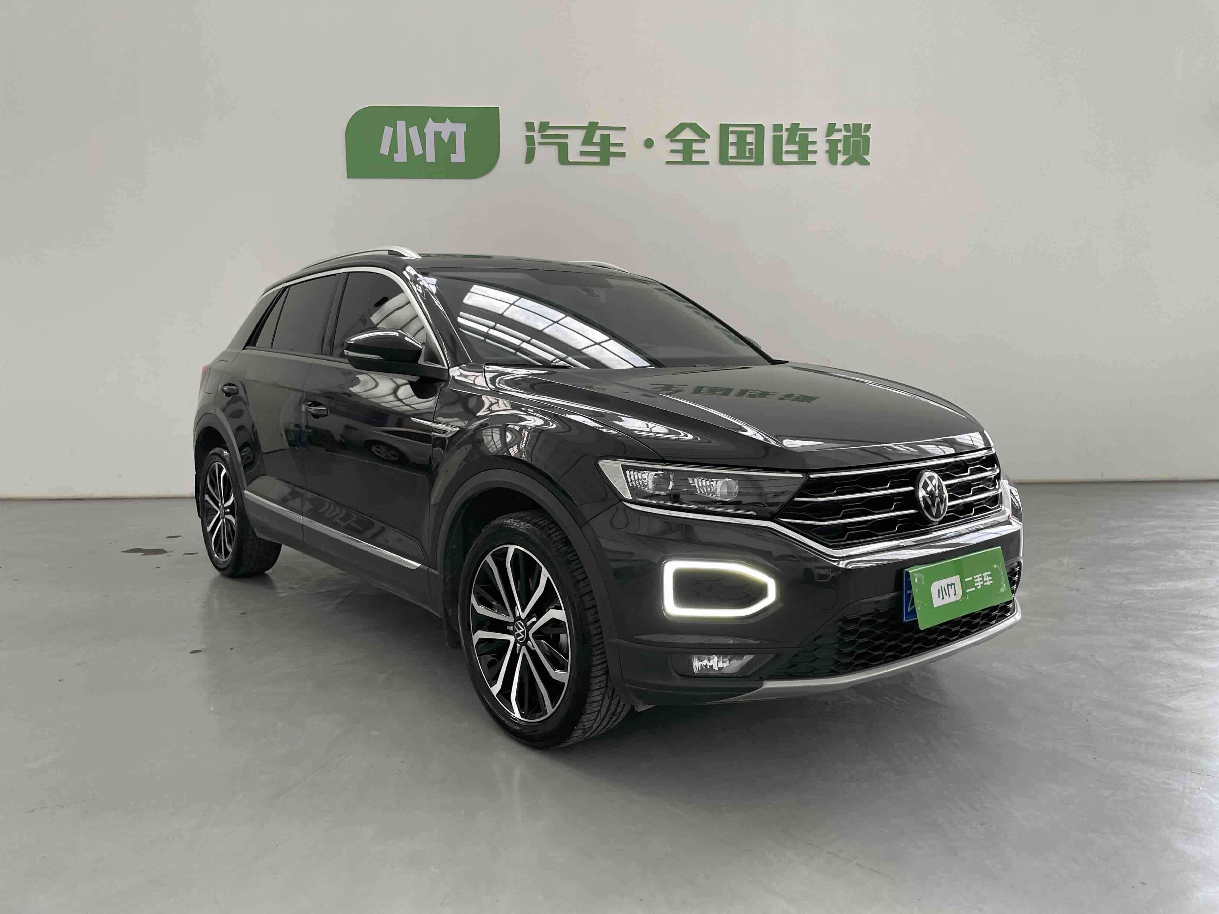 Volkswagen T-Roc 2023 #3 Volkswagen T-Roc 2023 car image #3