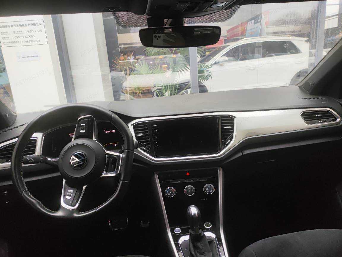 T-Roc 2023 #3 T-Roc 2023 car image #3