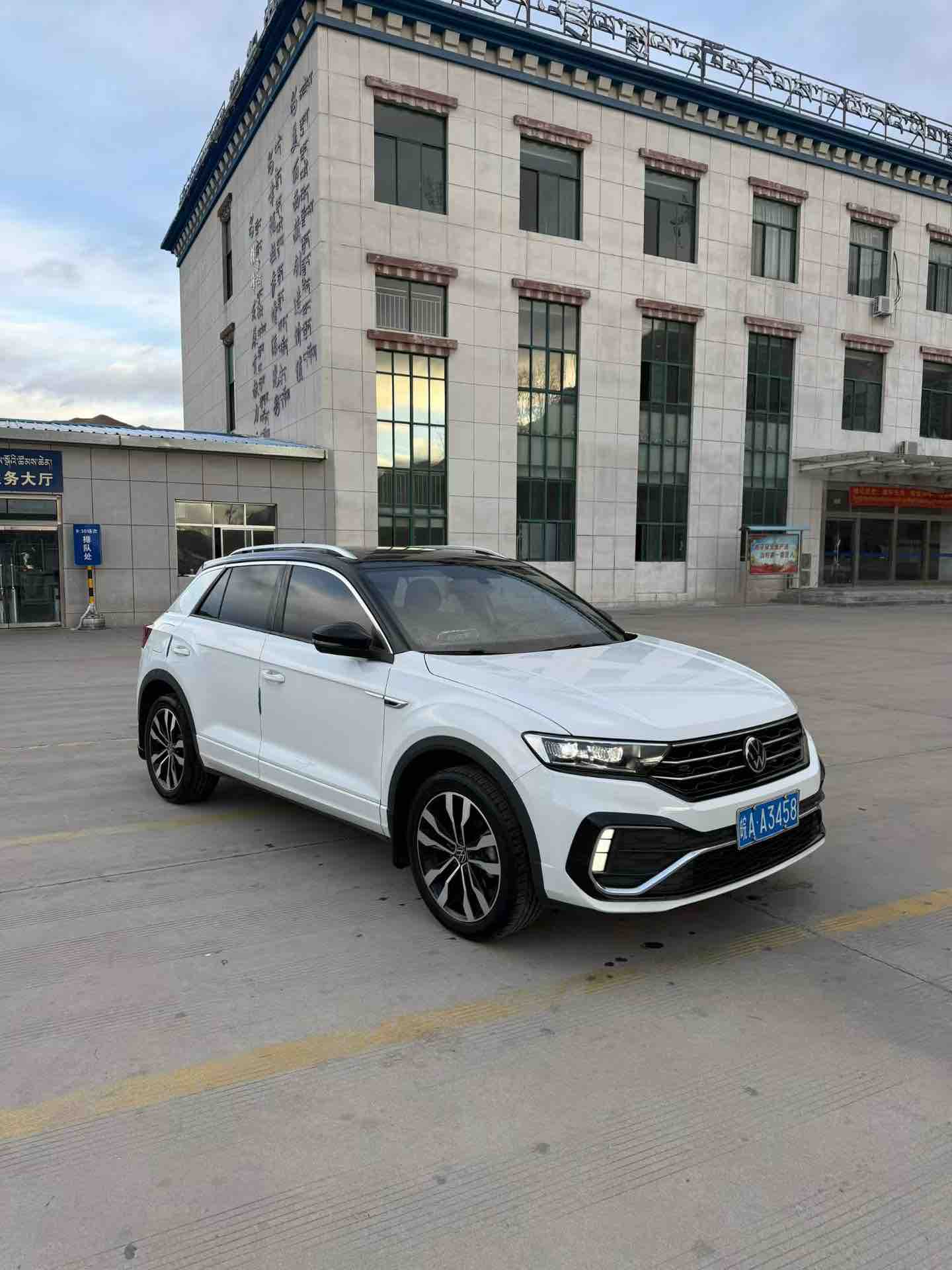 T-Roc 2022 #3 T-Roc 2022 car image #3