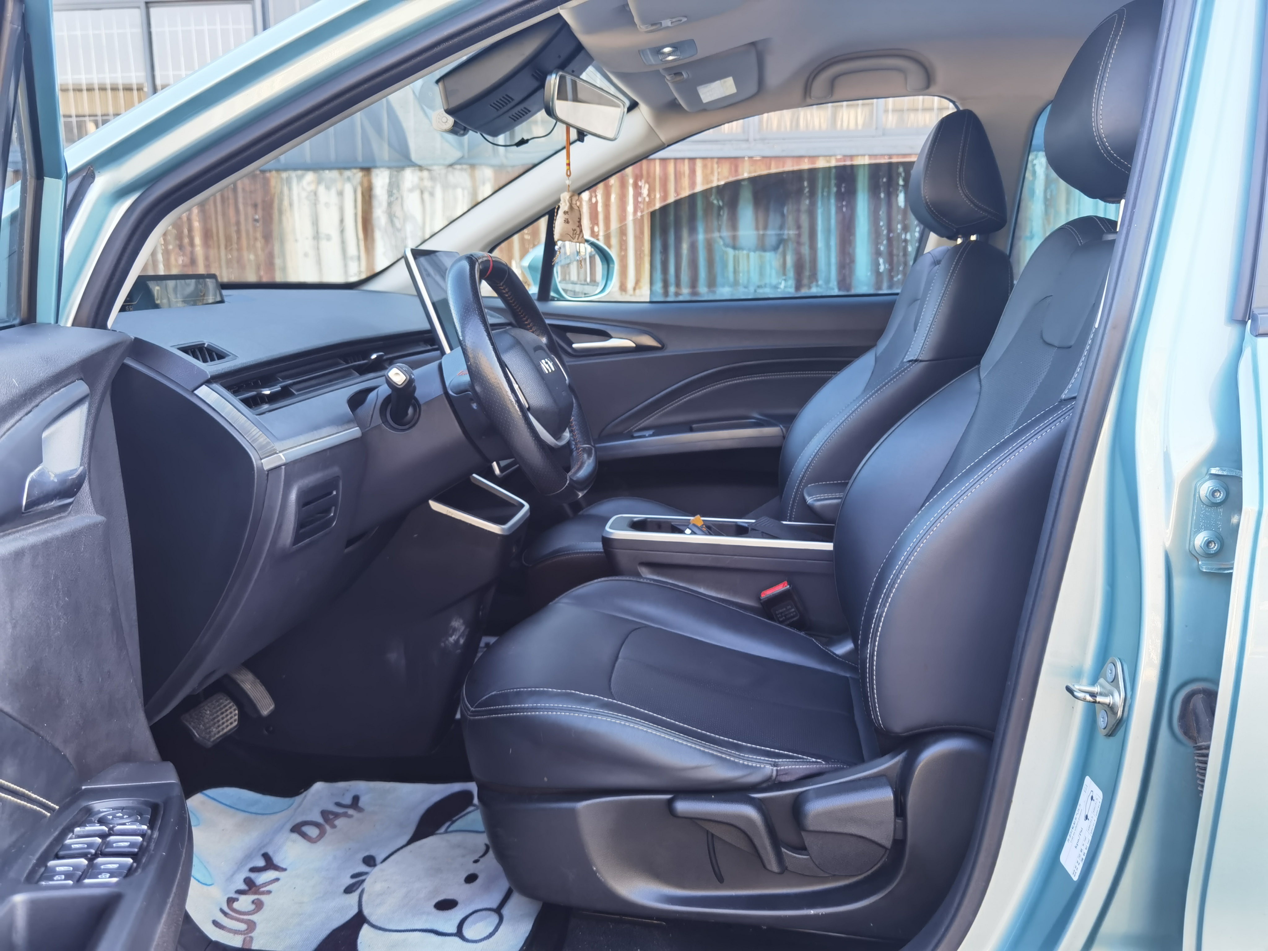 Neta V 2022 #3 Neta V 2022 изображение автомобиля #3