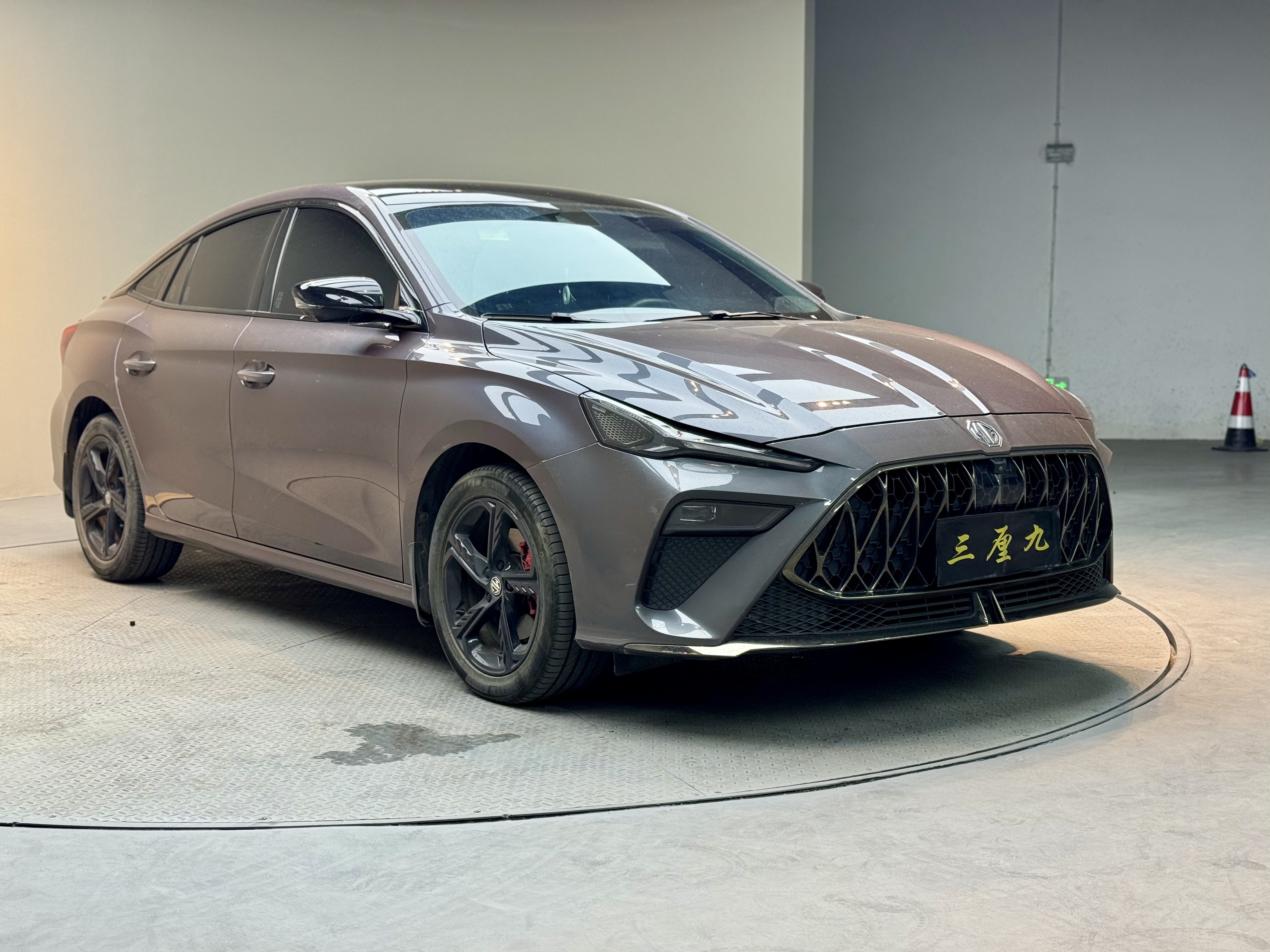 MG 5 Scorpio 2022 car image #3