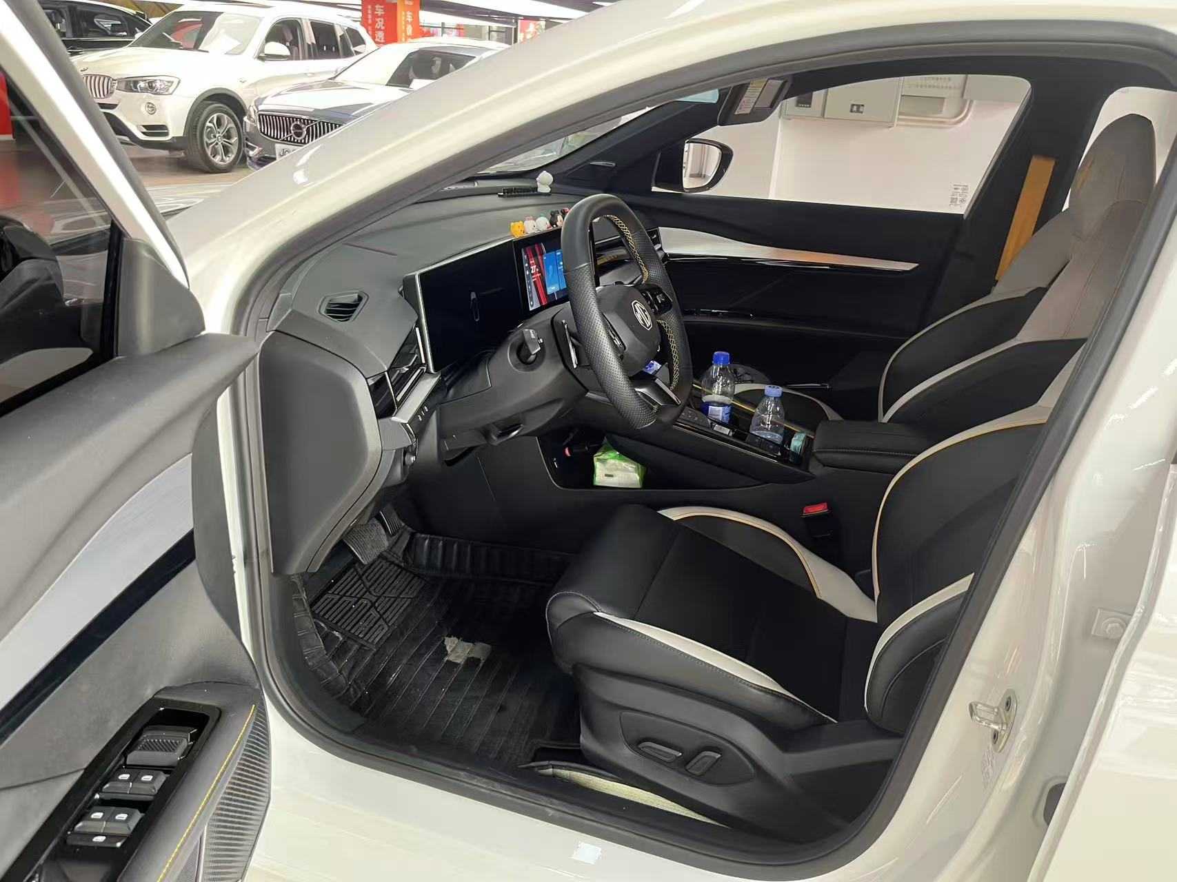 5 Scorpio 2022 car image #3