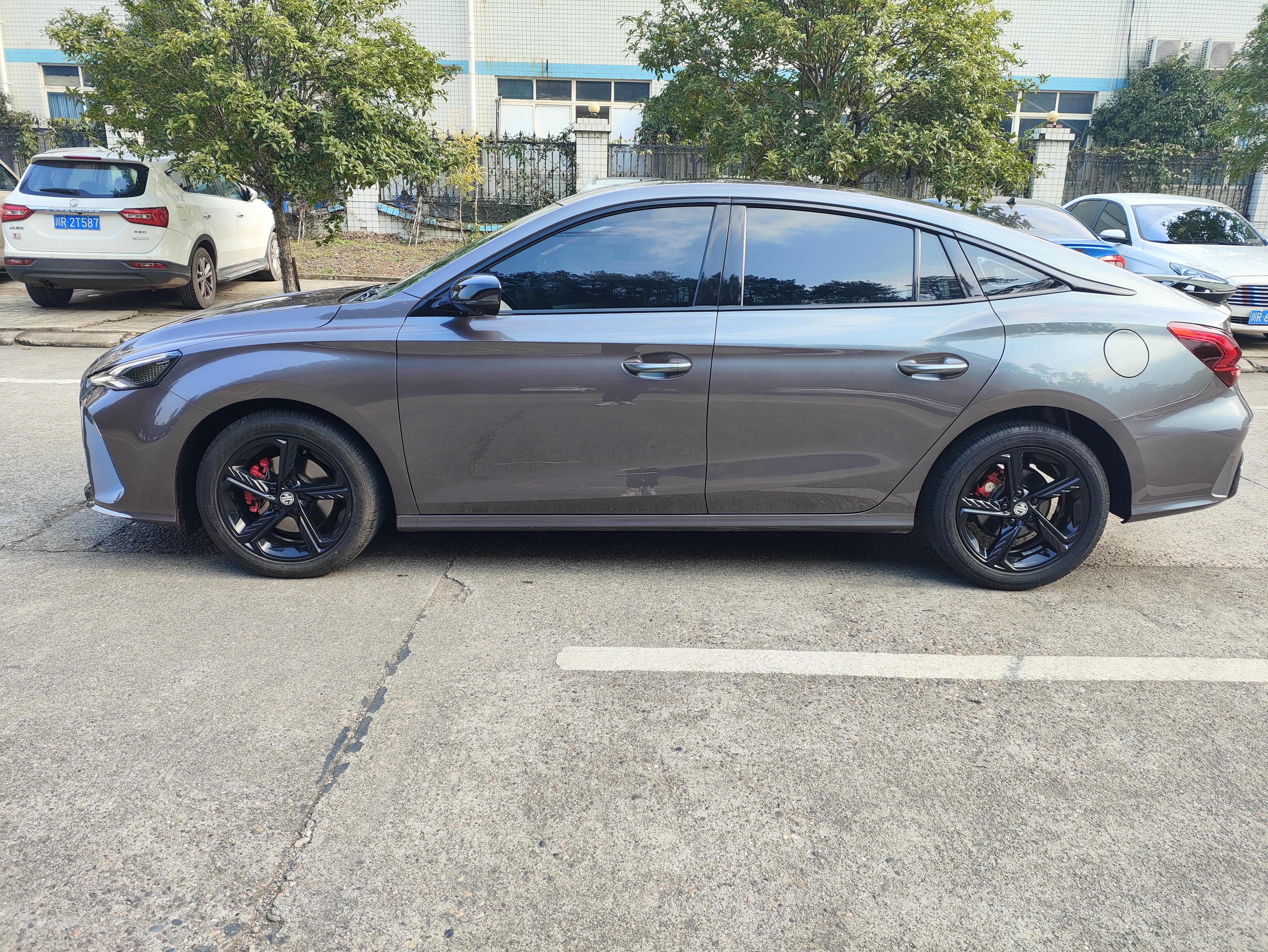 MG 5 Scorpio 2023 #3 MG 5 Scorpio 2023 car image #3