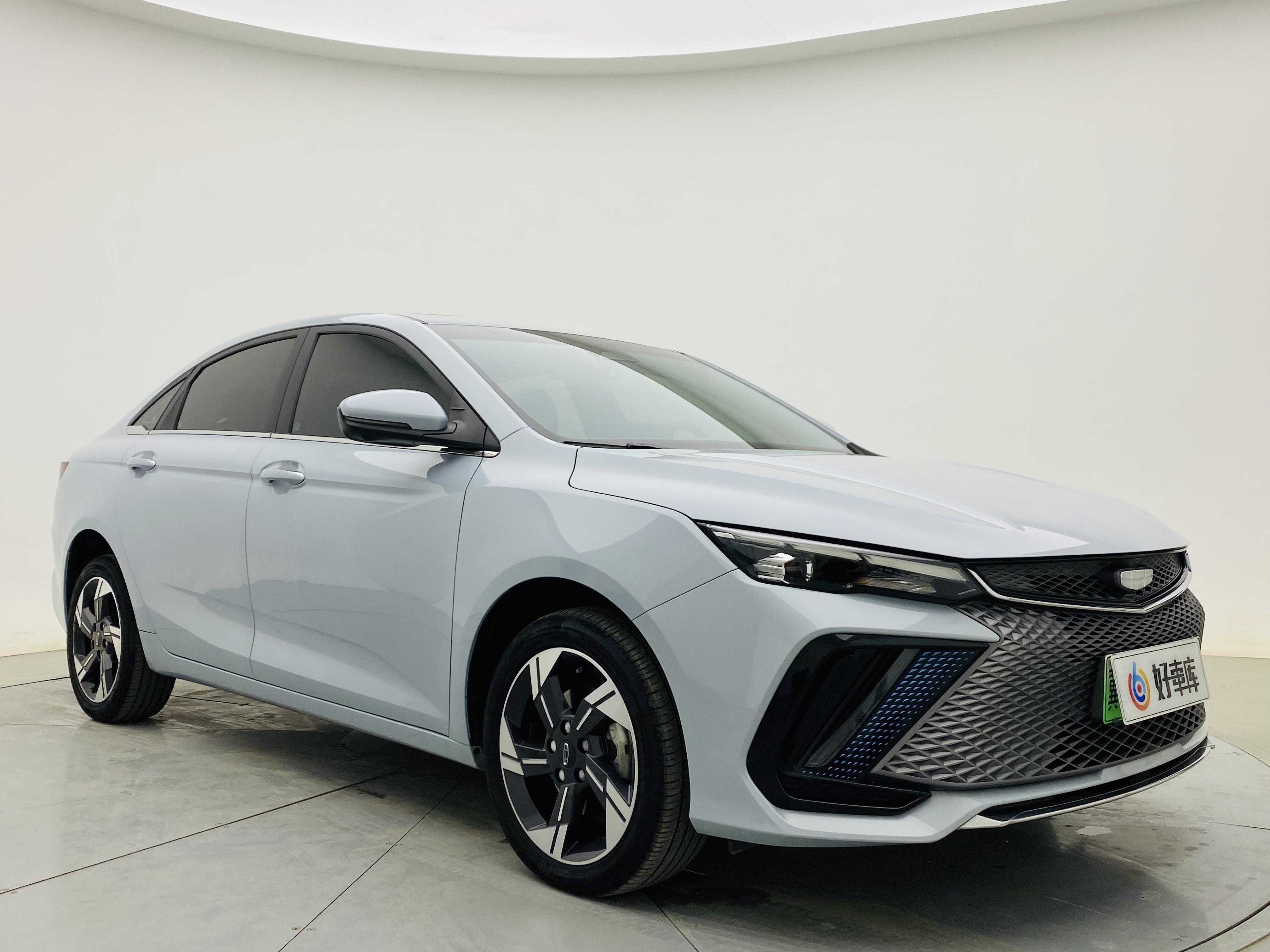 GEELY 2023 #3 GEELY 2023 car image #3