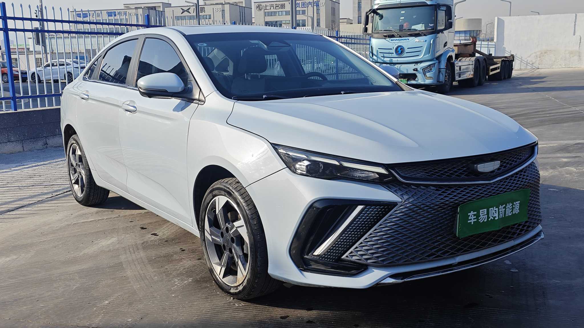 GEELY 2022 car image #3