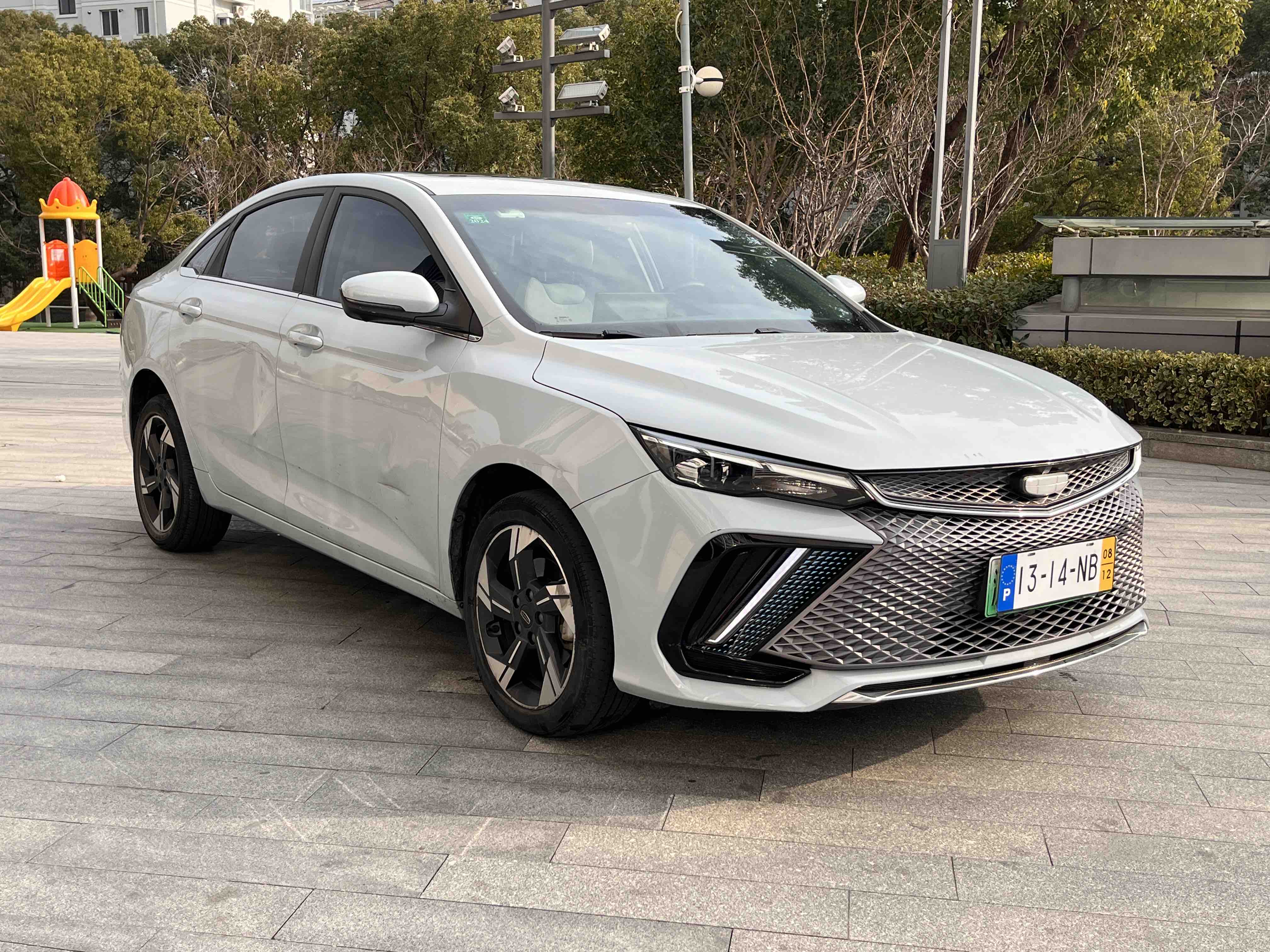 GEELY 2022 #3 GEELY 2022 car image #3