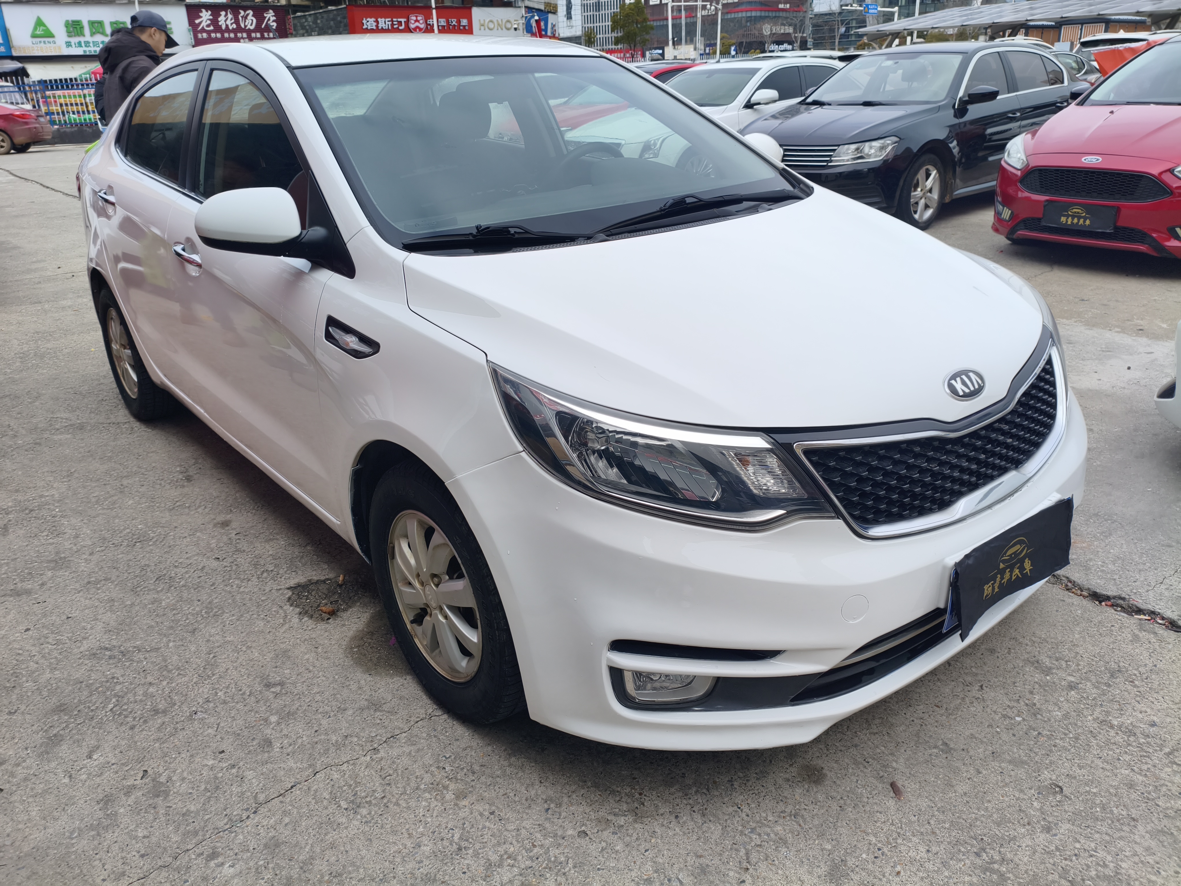 起亚 起亚K2 2015 汽车图片 #3