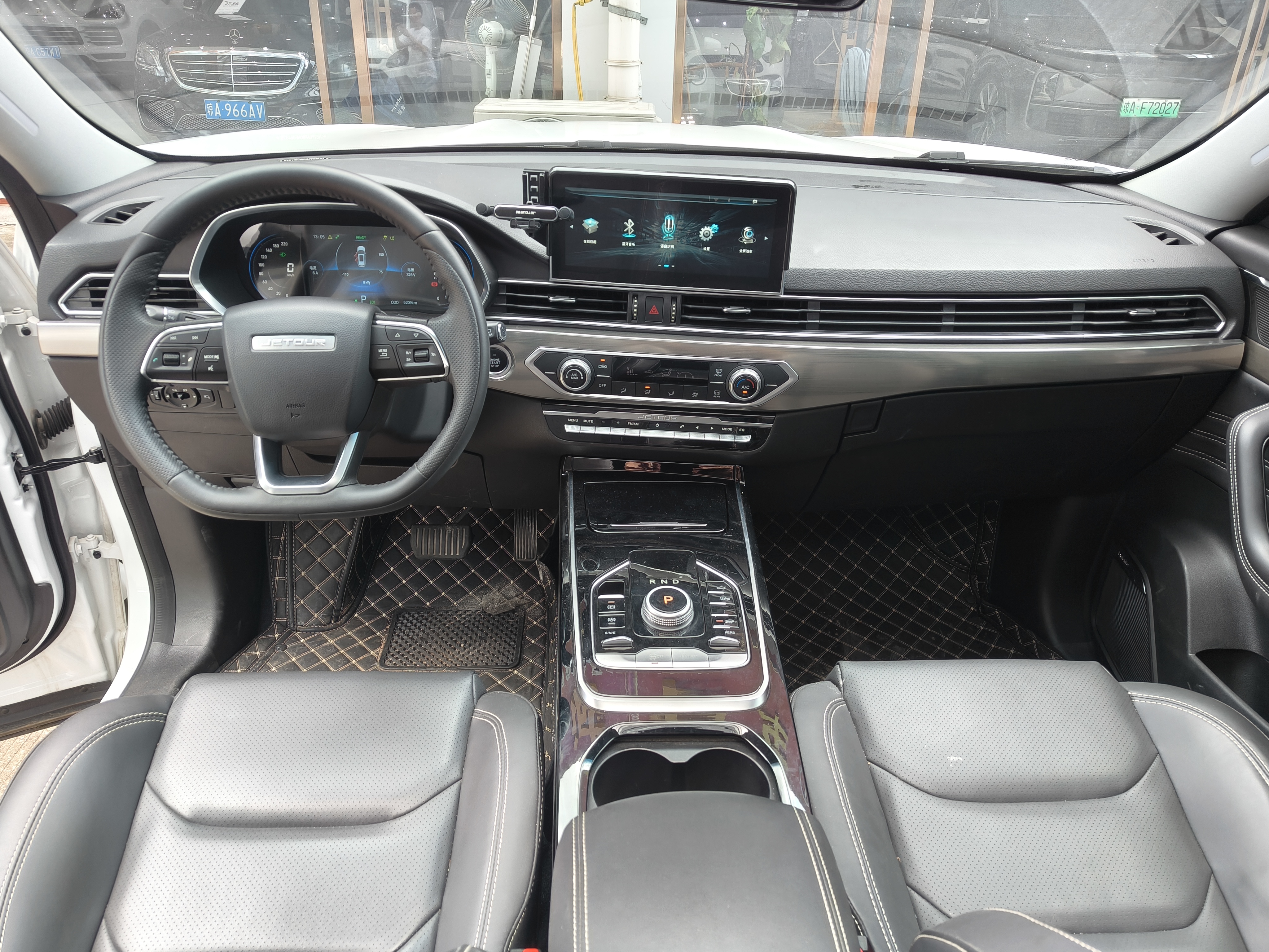 Jetour X70S EV 2023 #3 Jetour X70S EV 2023 car image #3