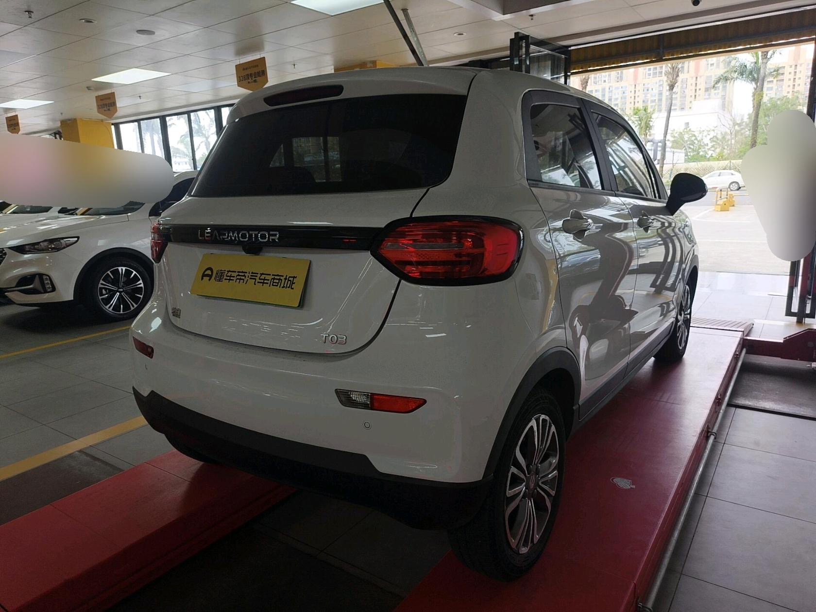 零跑汽车 零跑T03 2022 汽车图片 #3