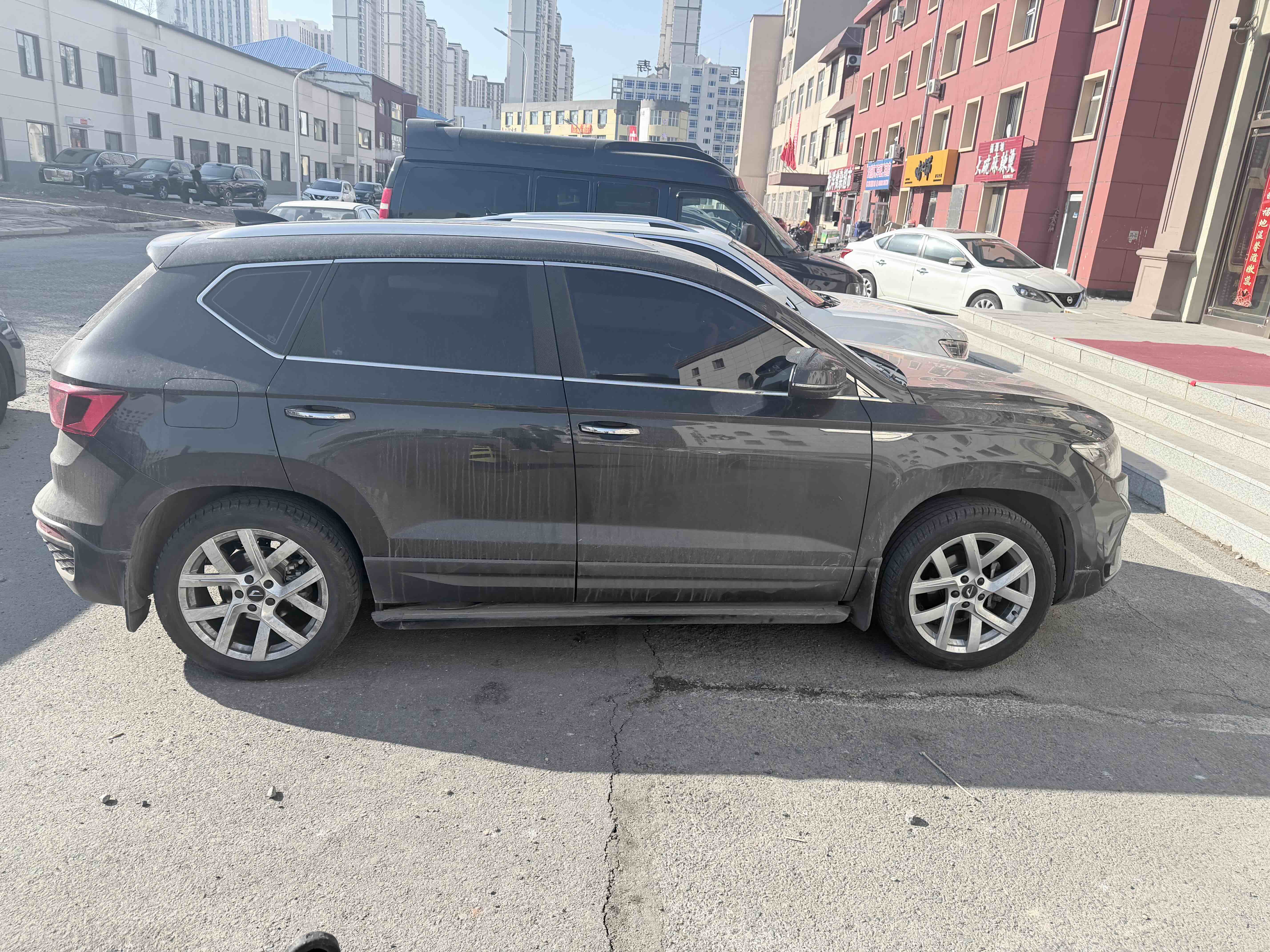 VS5 2022 car image #3
