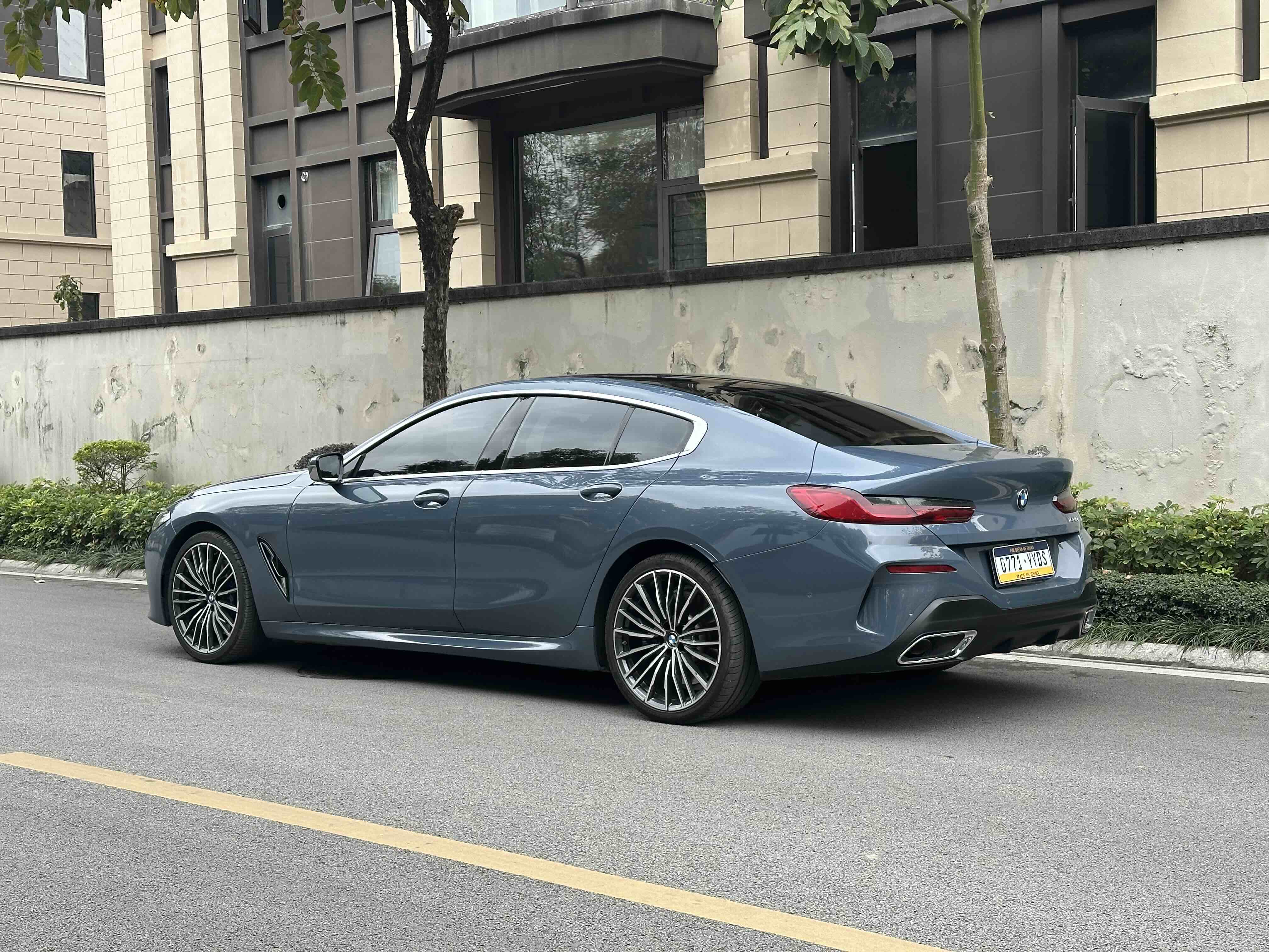 BMW 8 Series 2023 #3 BMW 8 Series 2023 car image #3