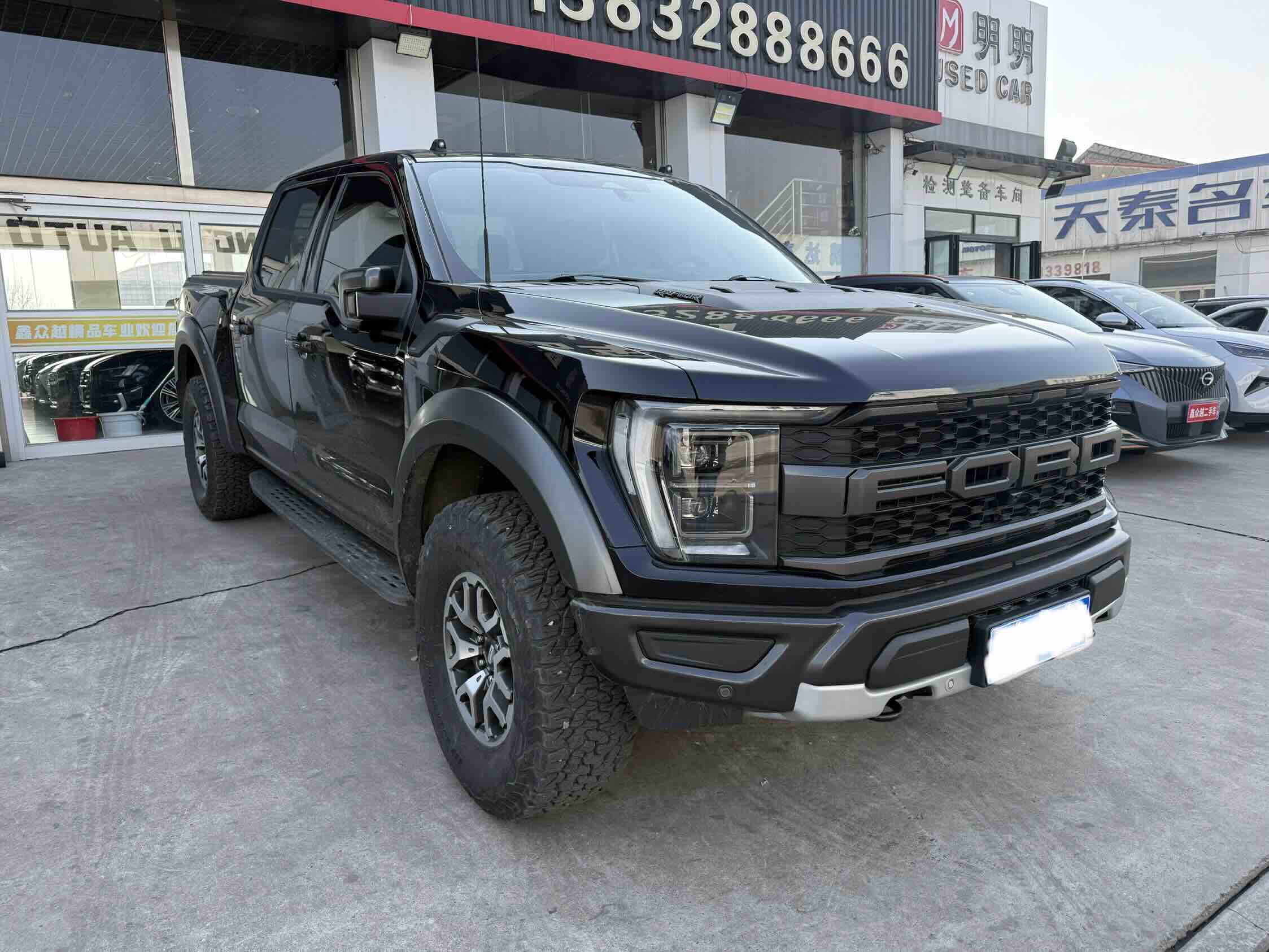 Ford F-150 Raptor 2023 car image #3