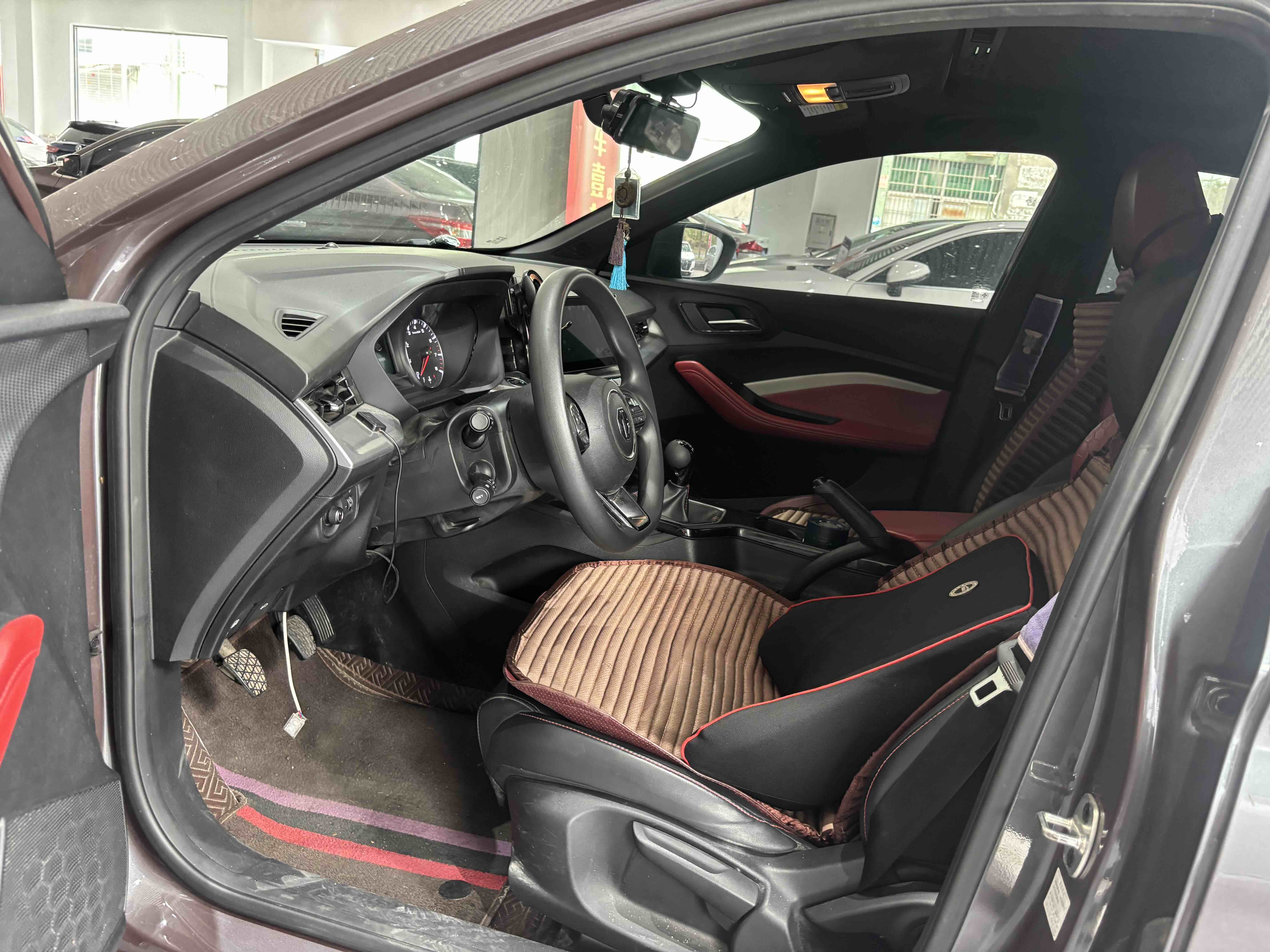 MG 5 2022 car image #3