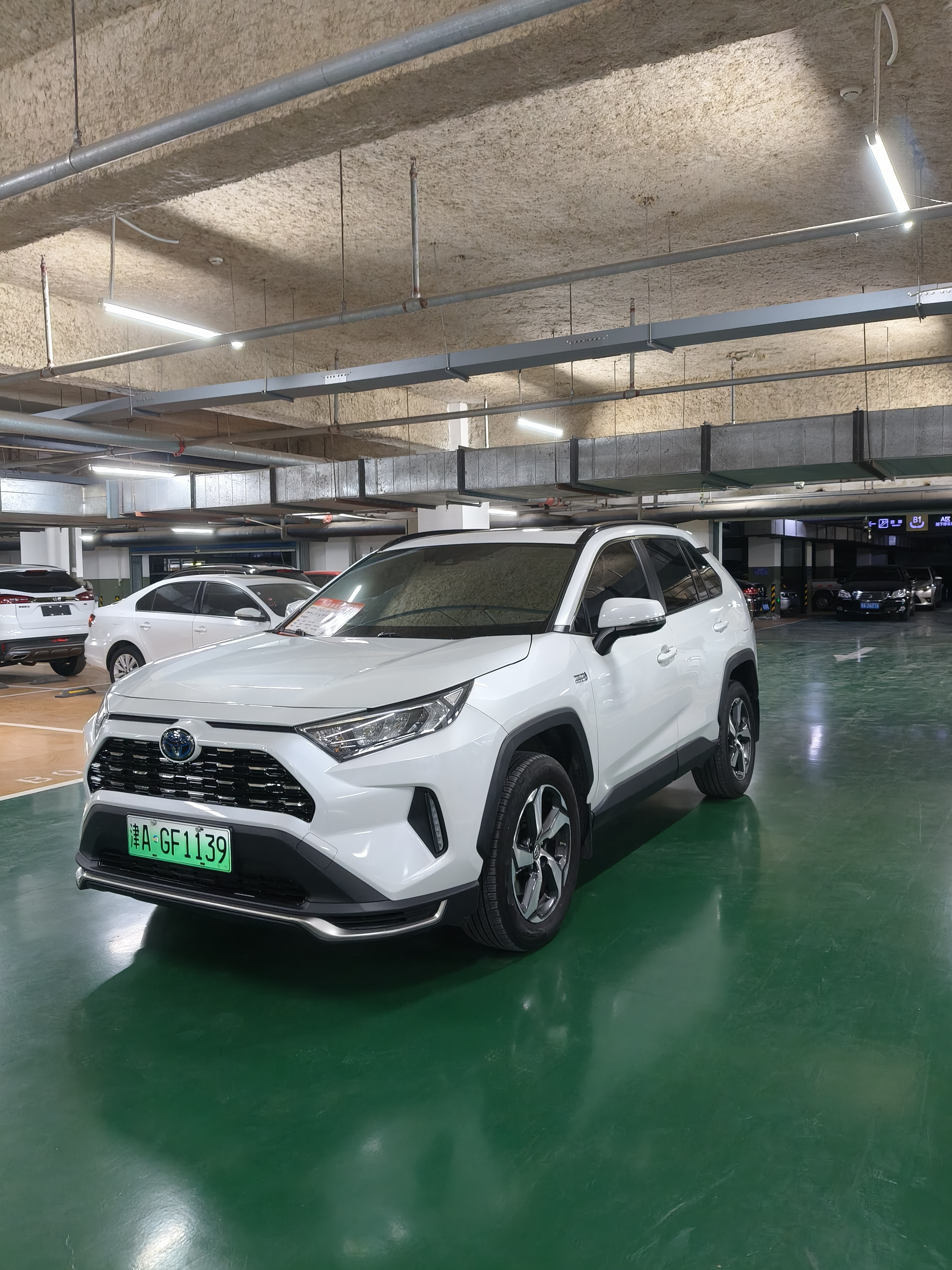 Toyota RAV4 Hybird E+ 2021 immagine di auto #3
