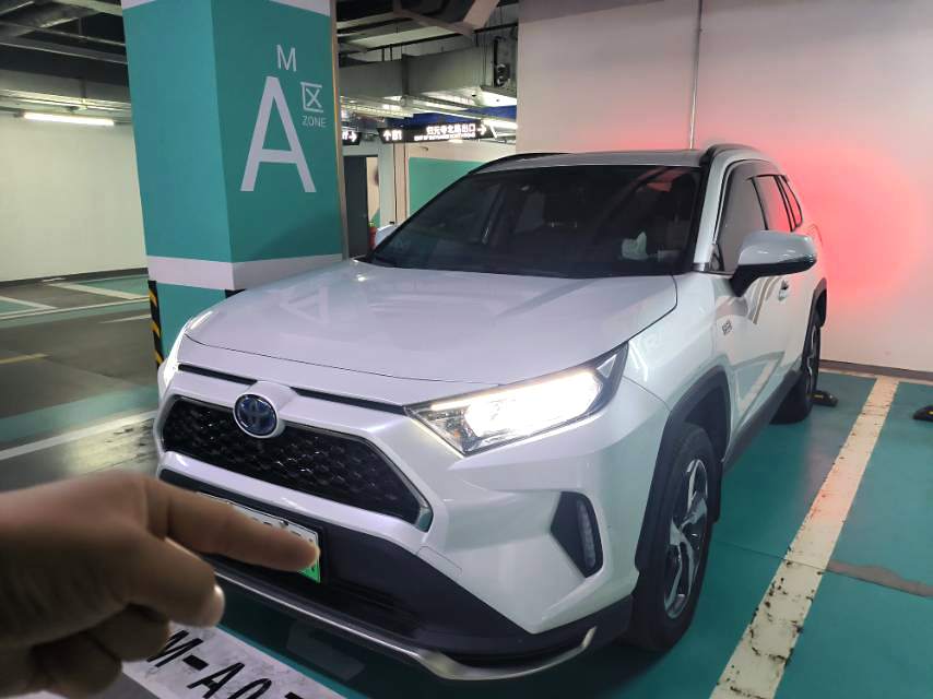 Toyota RAV4 Hybird E+ 2022 #3 Toyota RAV4 Hybird E+ 2022 immagine di auto #3