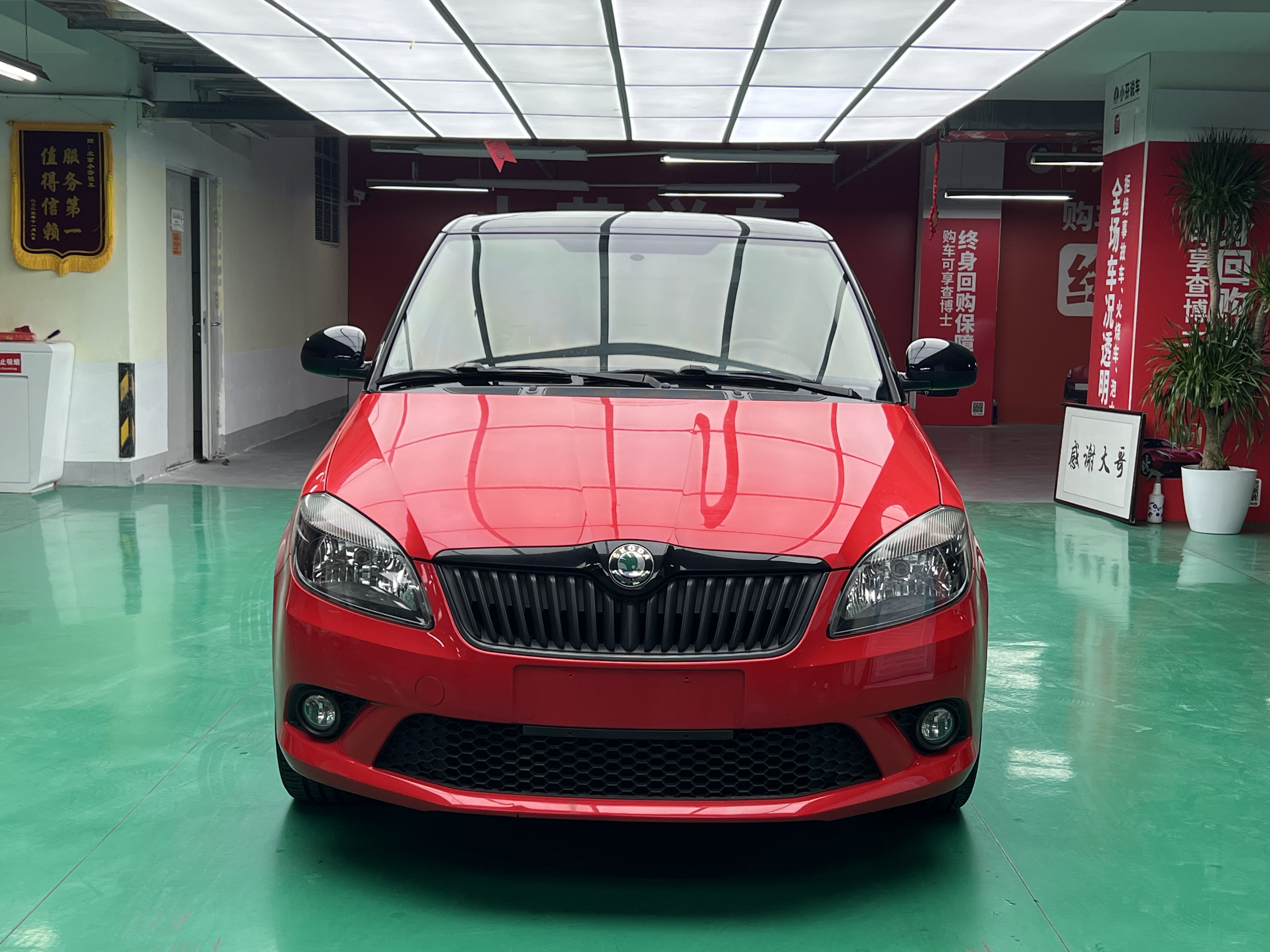 Skoda Fabia 2012 car image #3