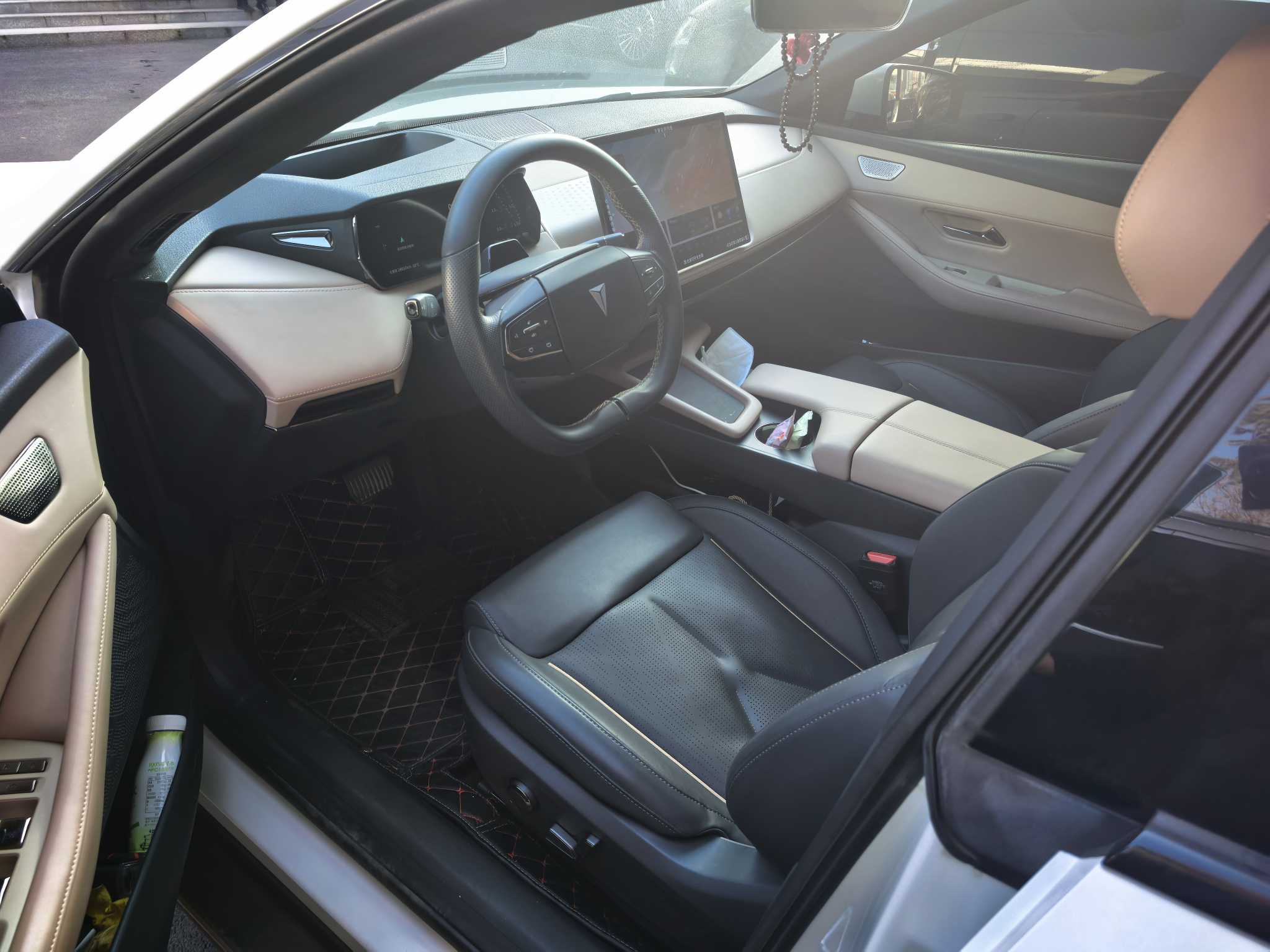 Deepal SL03 2023 car image #3