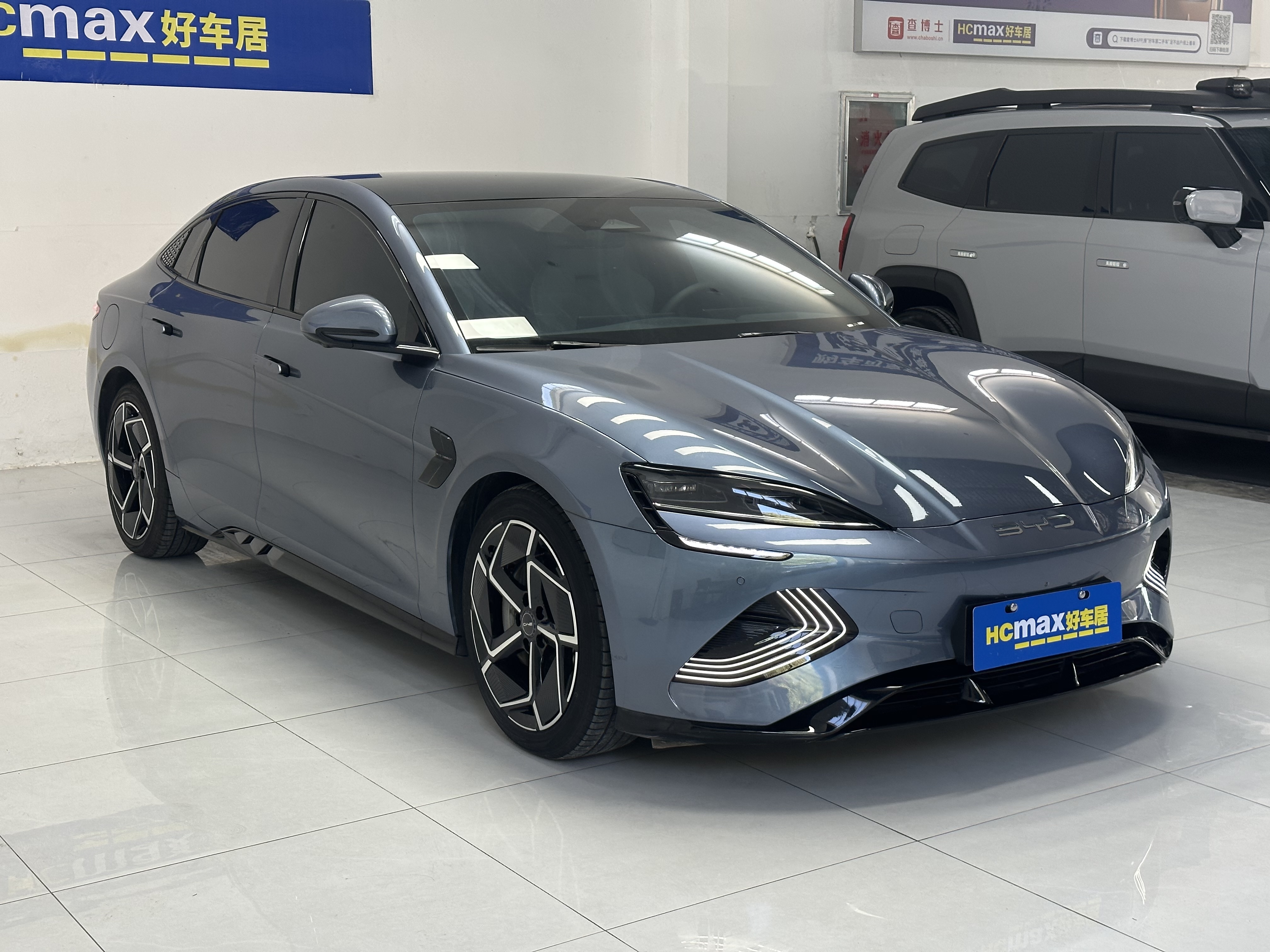 BYD Seal 2022 car image #3