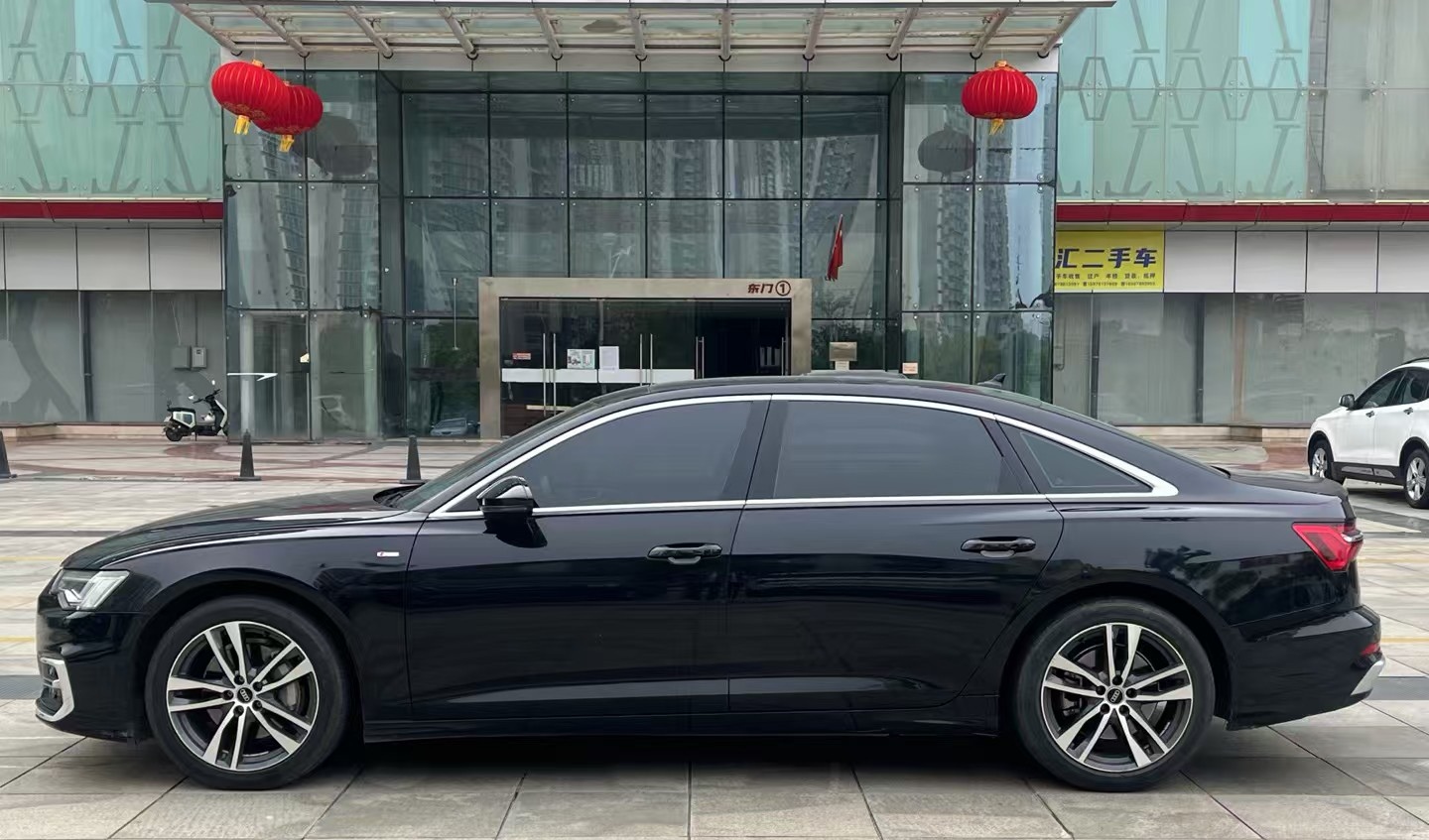 Audi A6L 2023 car image #3