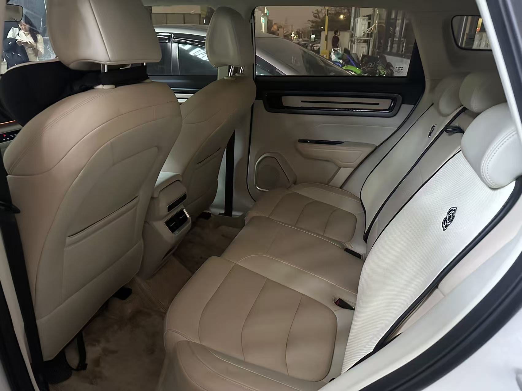 GEELY ICON 2023 صورة سيارة #3