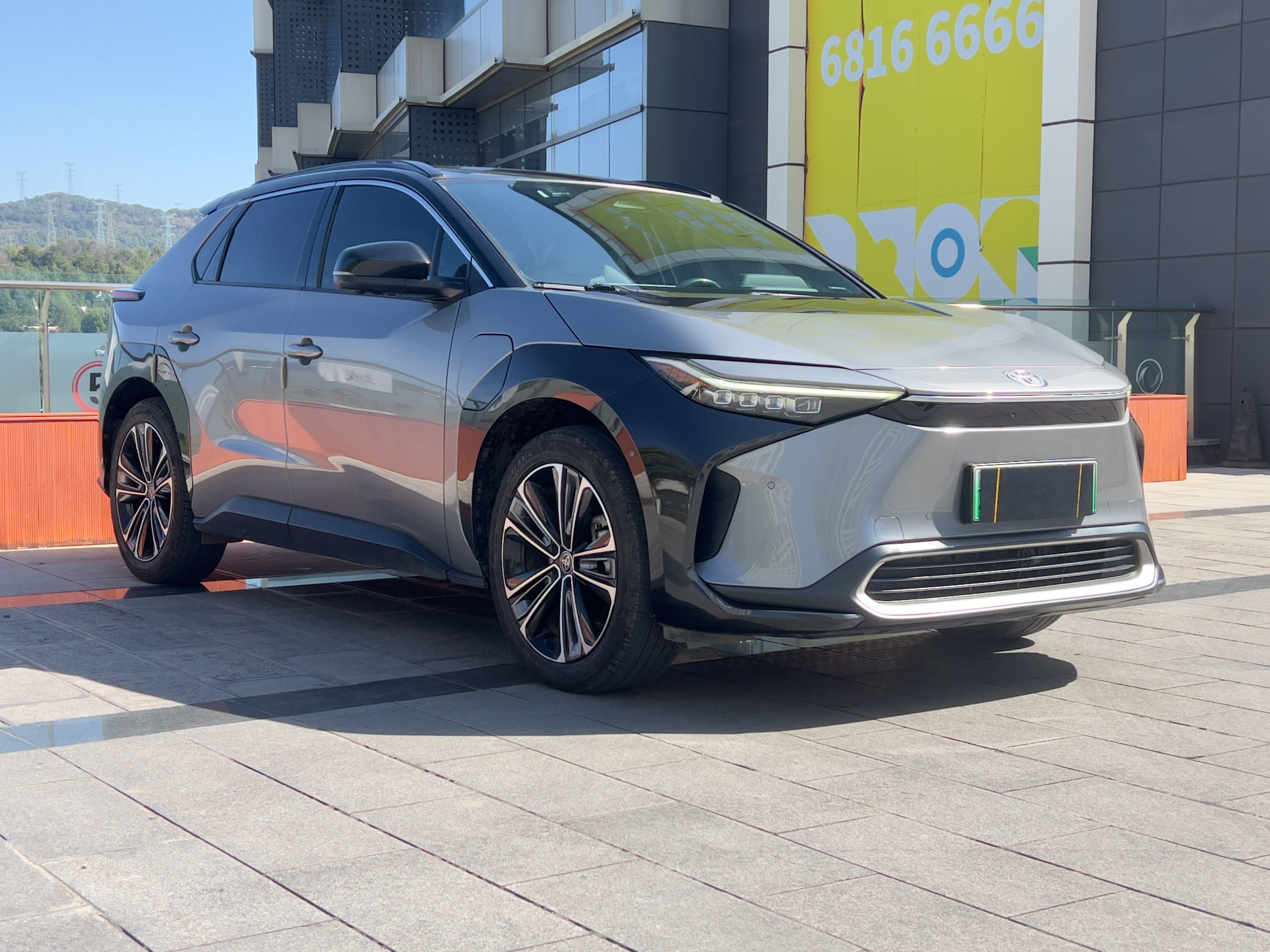 Toyota bZ4X 2022 #3 Toyota bZ4X 2022 car image #3