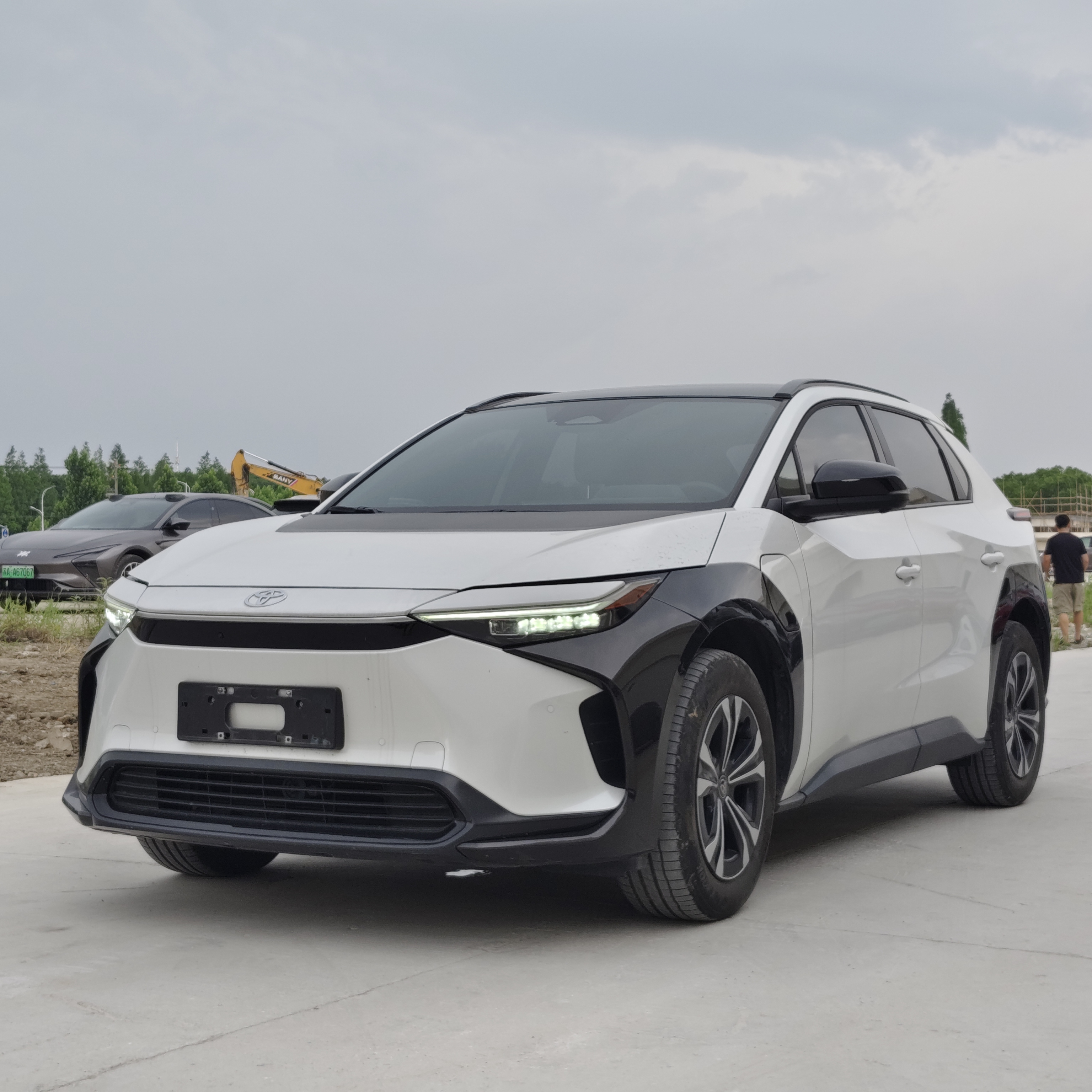 丰田 一汽丰田bZ4X 2023 汽车图片 #3