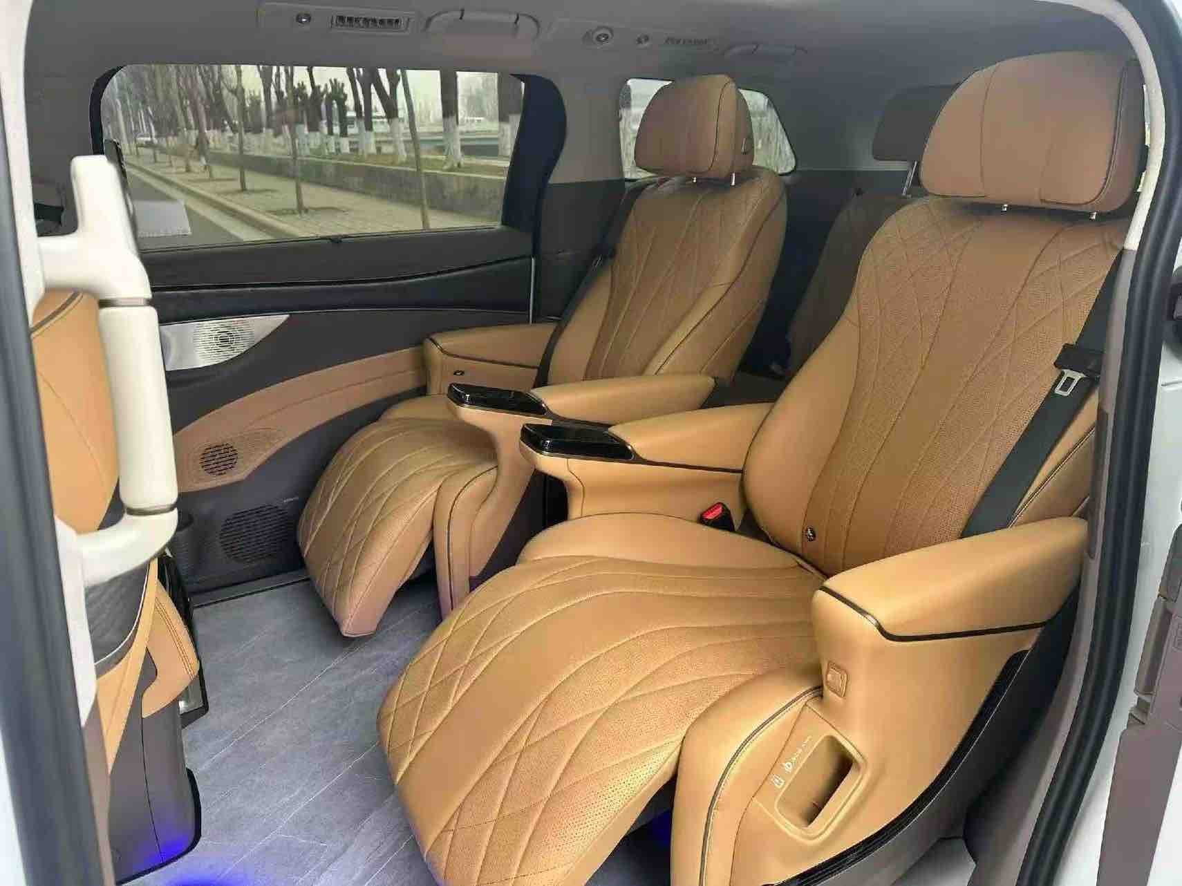 Denza D9 2023 изображение автомобиля #3