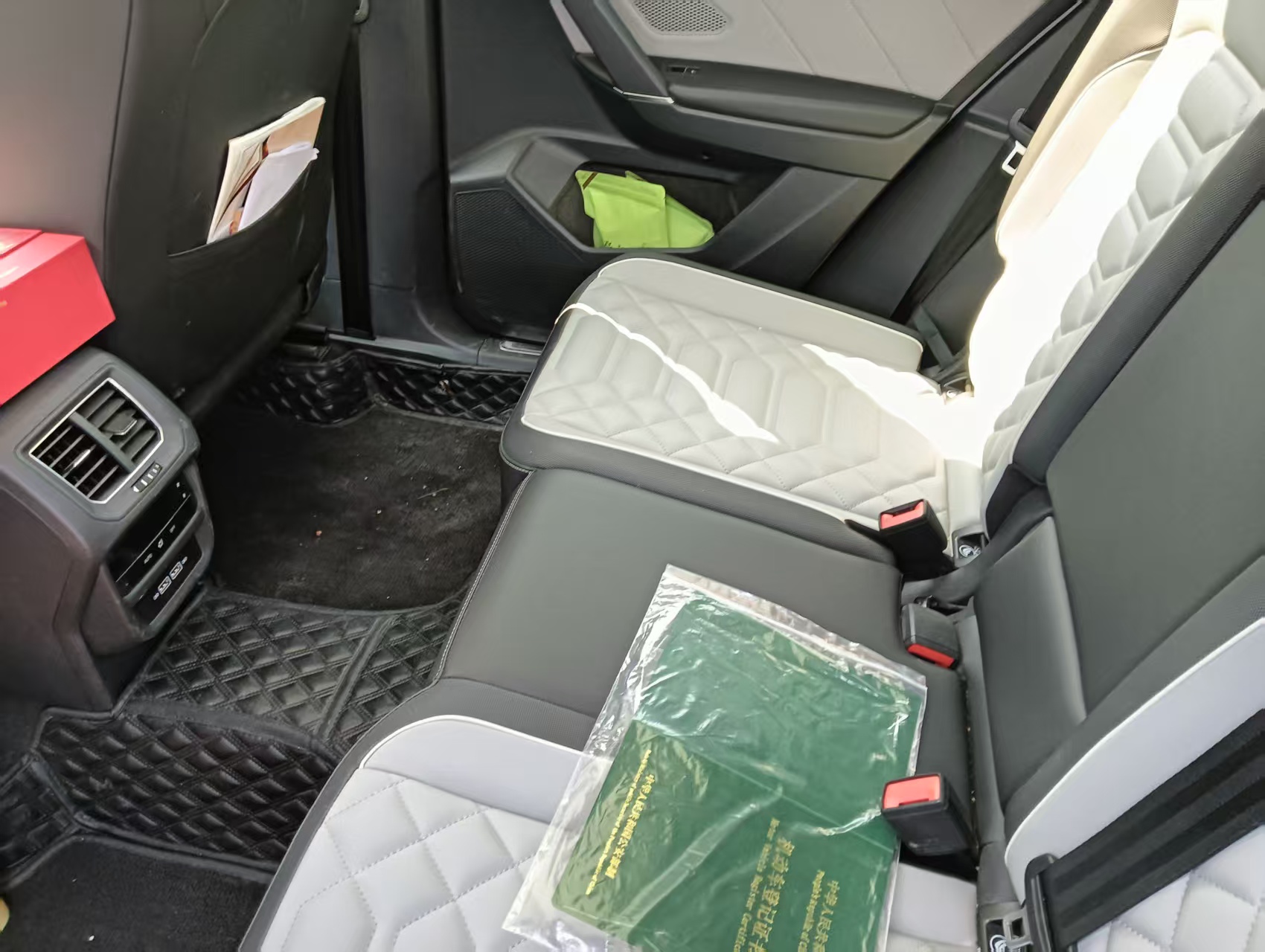 Volkswagen Tayron 2022 car image #3