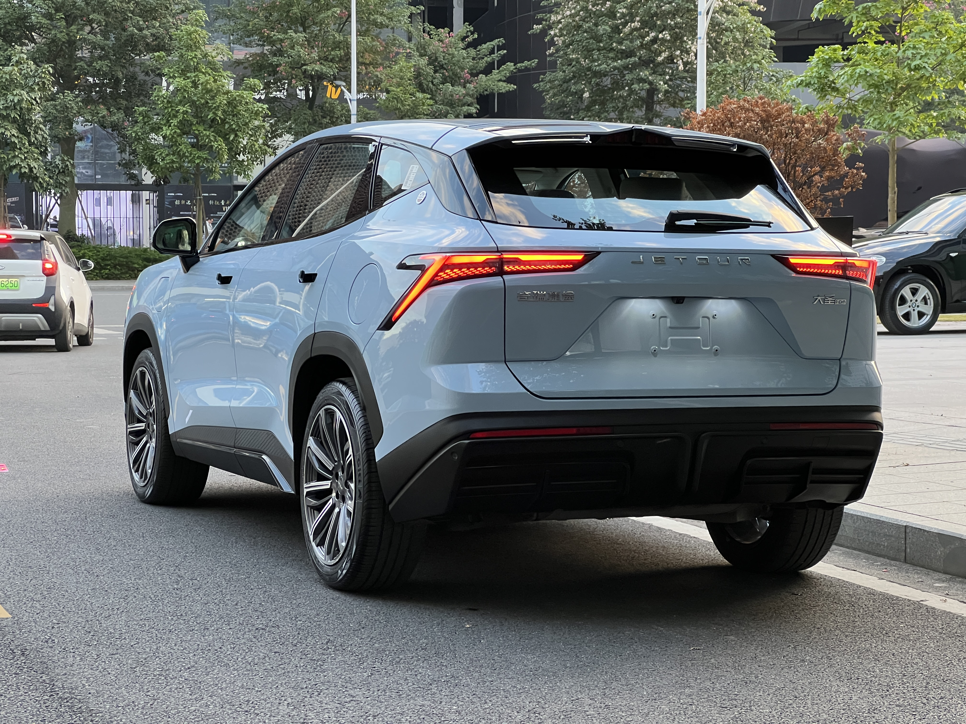 Jetour 2023 car image #3