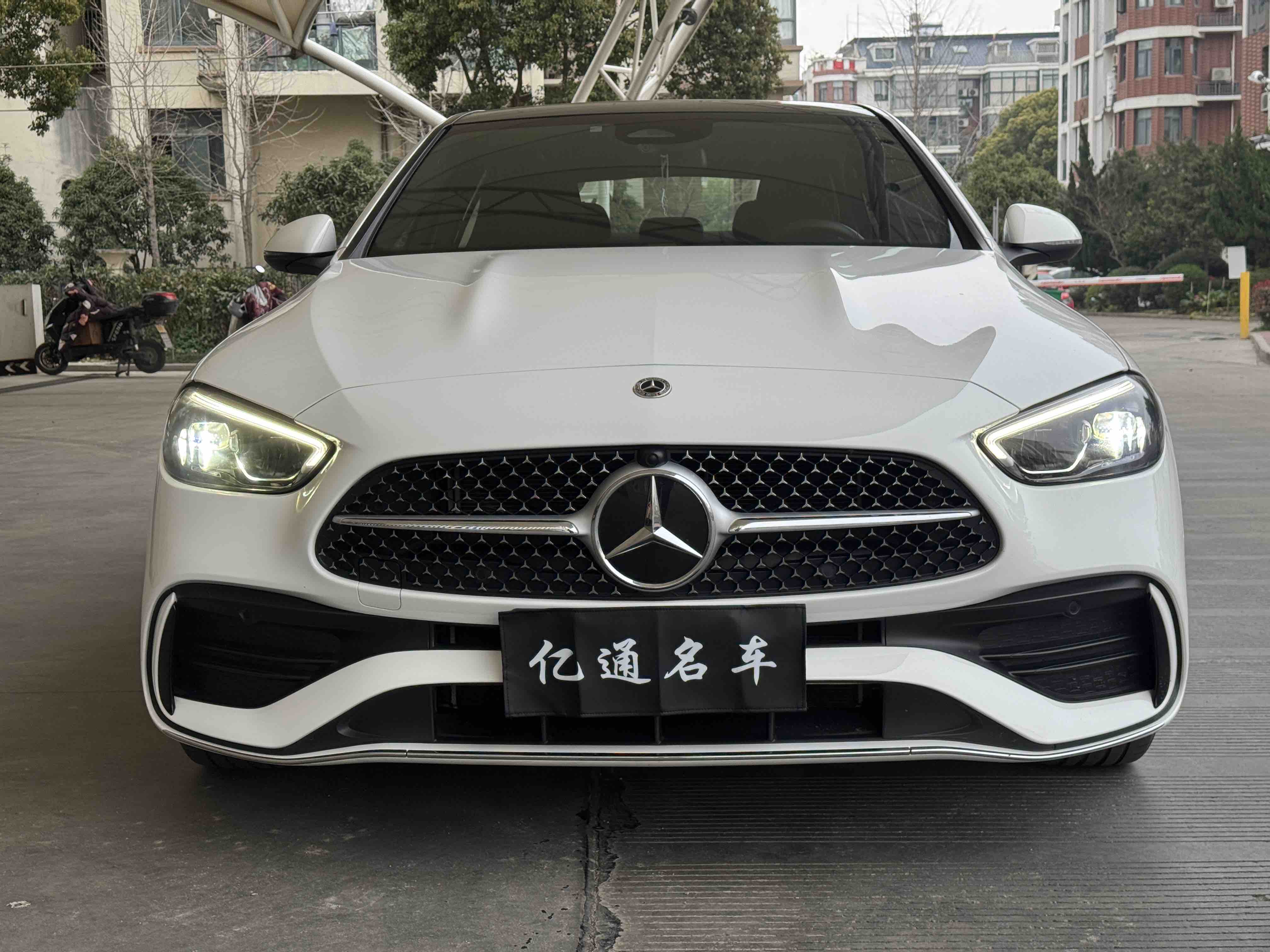 Mercedes-Benz C Class 2023 car image #3