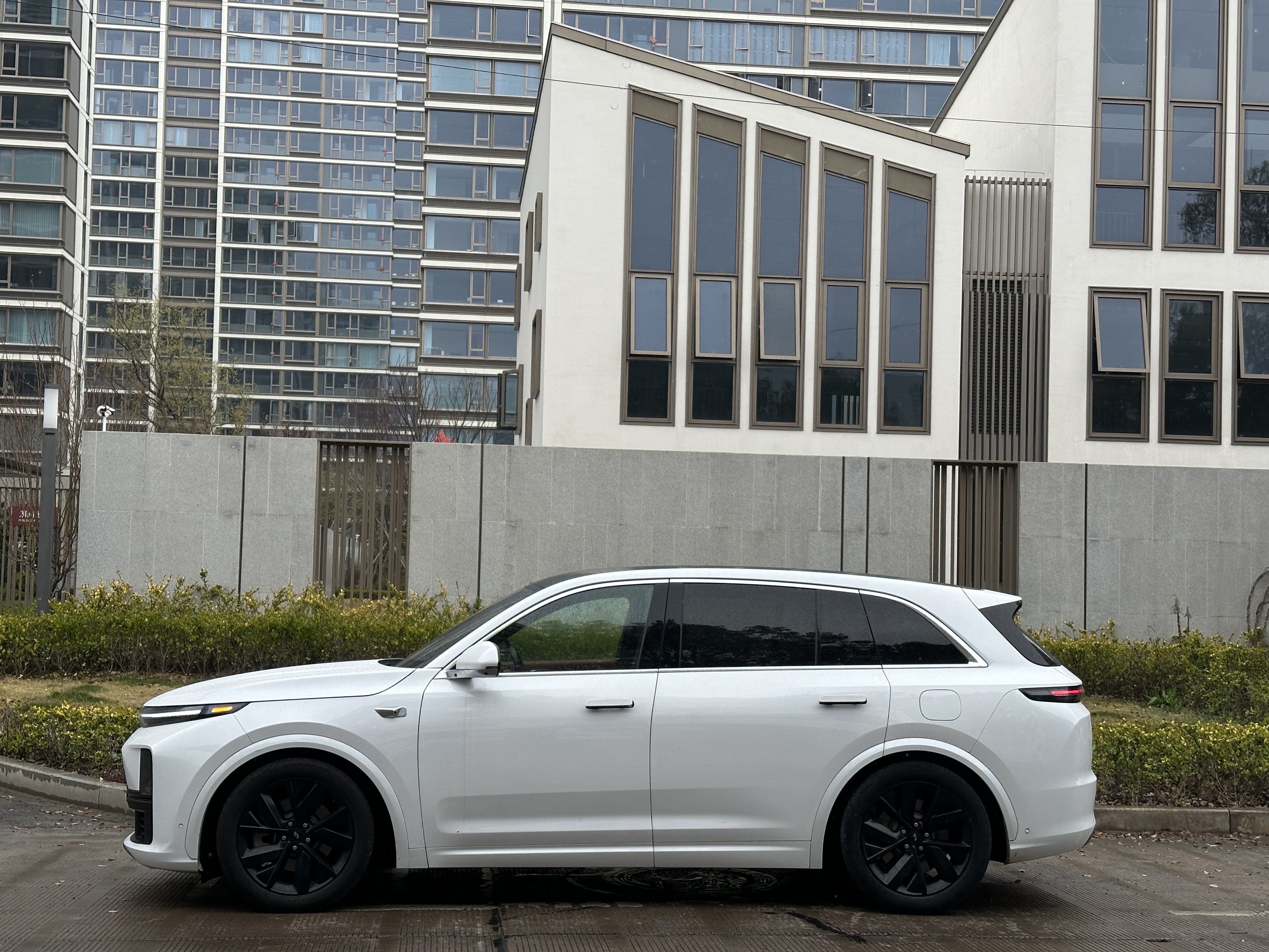 Li L7 2023 image de voiture #3