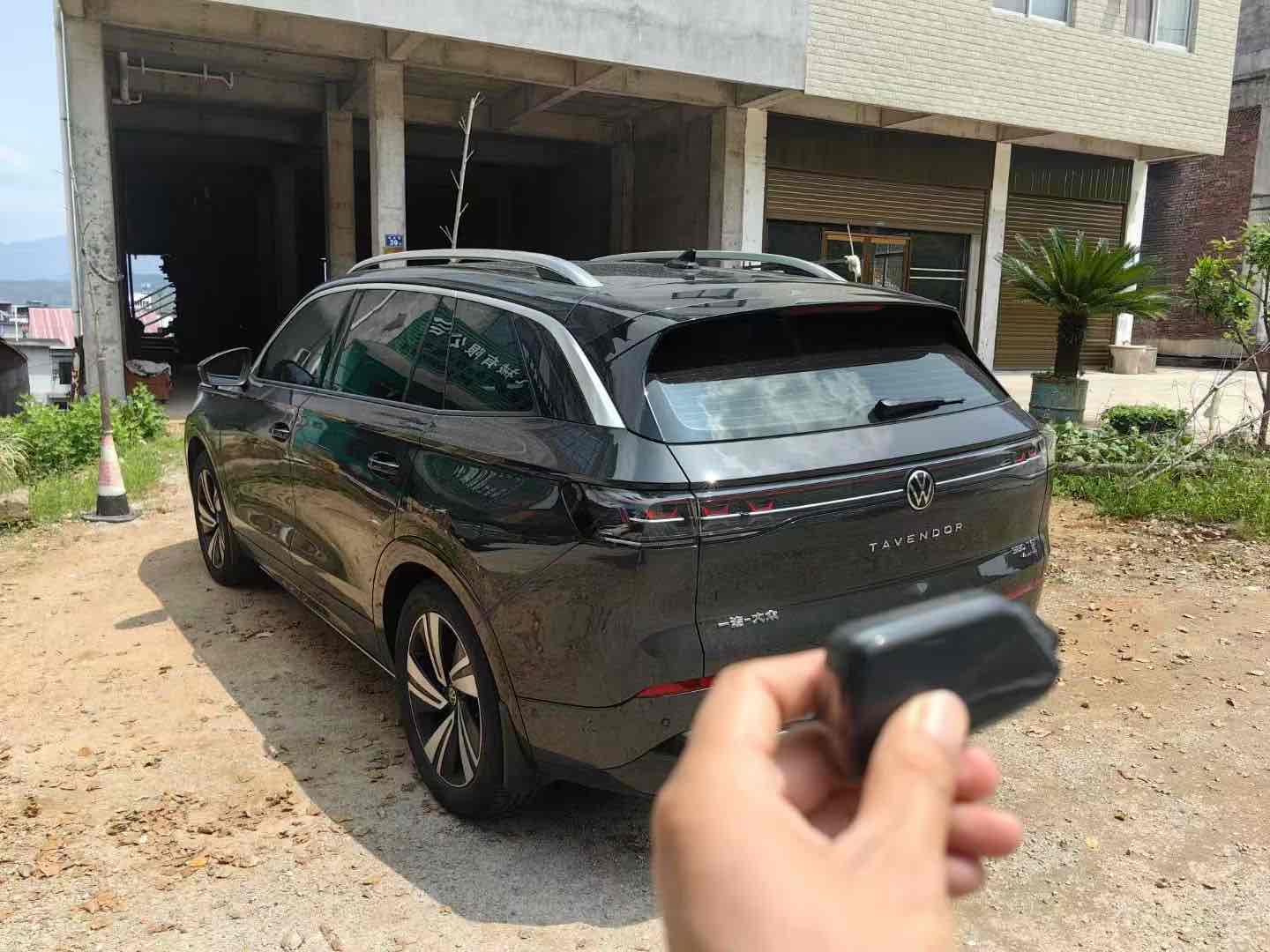 Volkswagen Tavendor 2023 #3 Volkswagen Tavendor 2023 car image #3