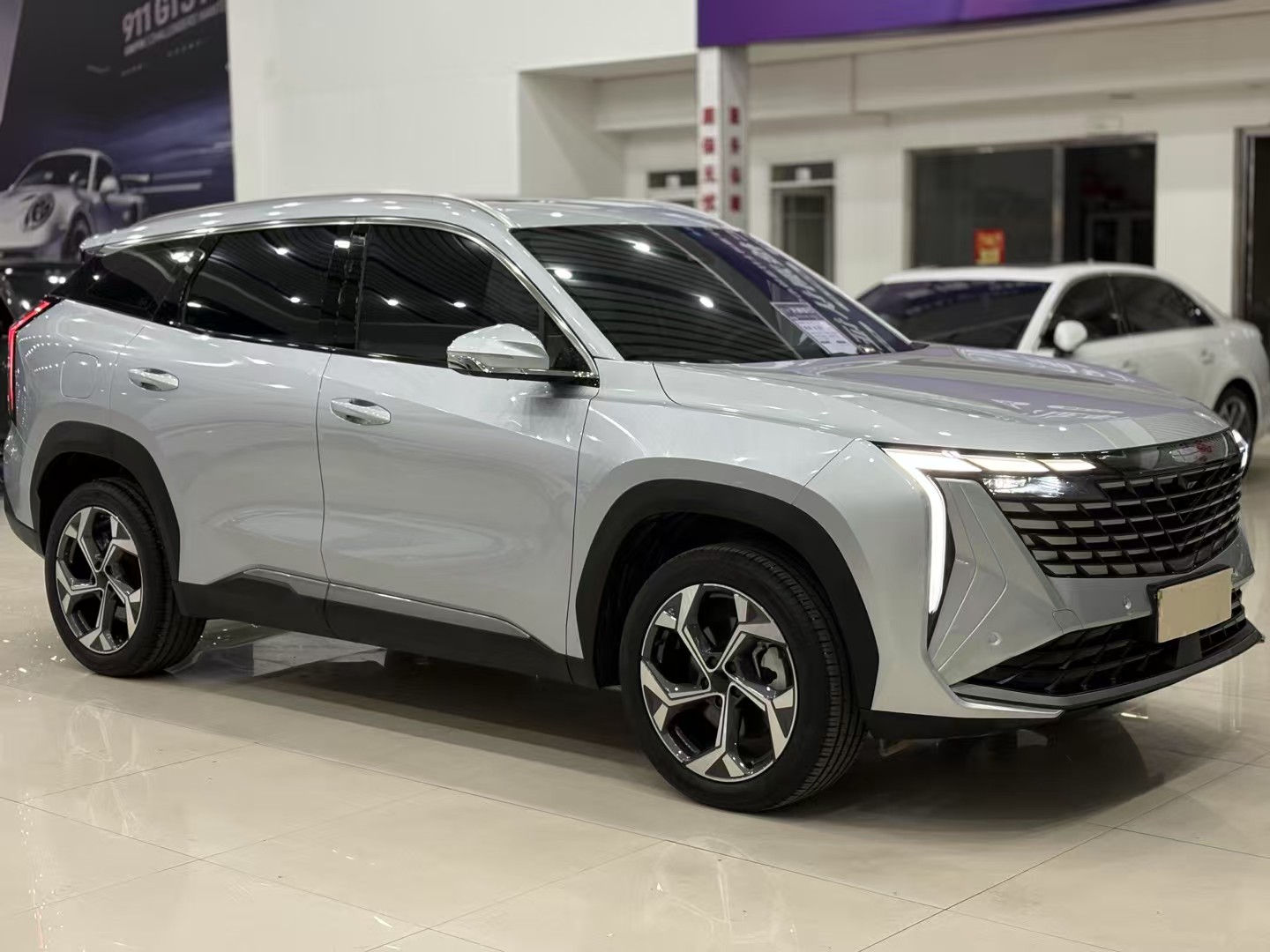 GEELY Boyue L 2023 car image #3