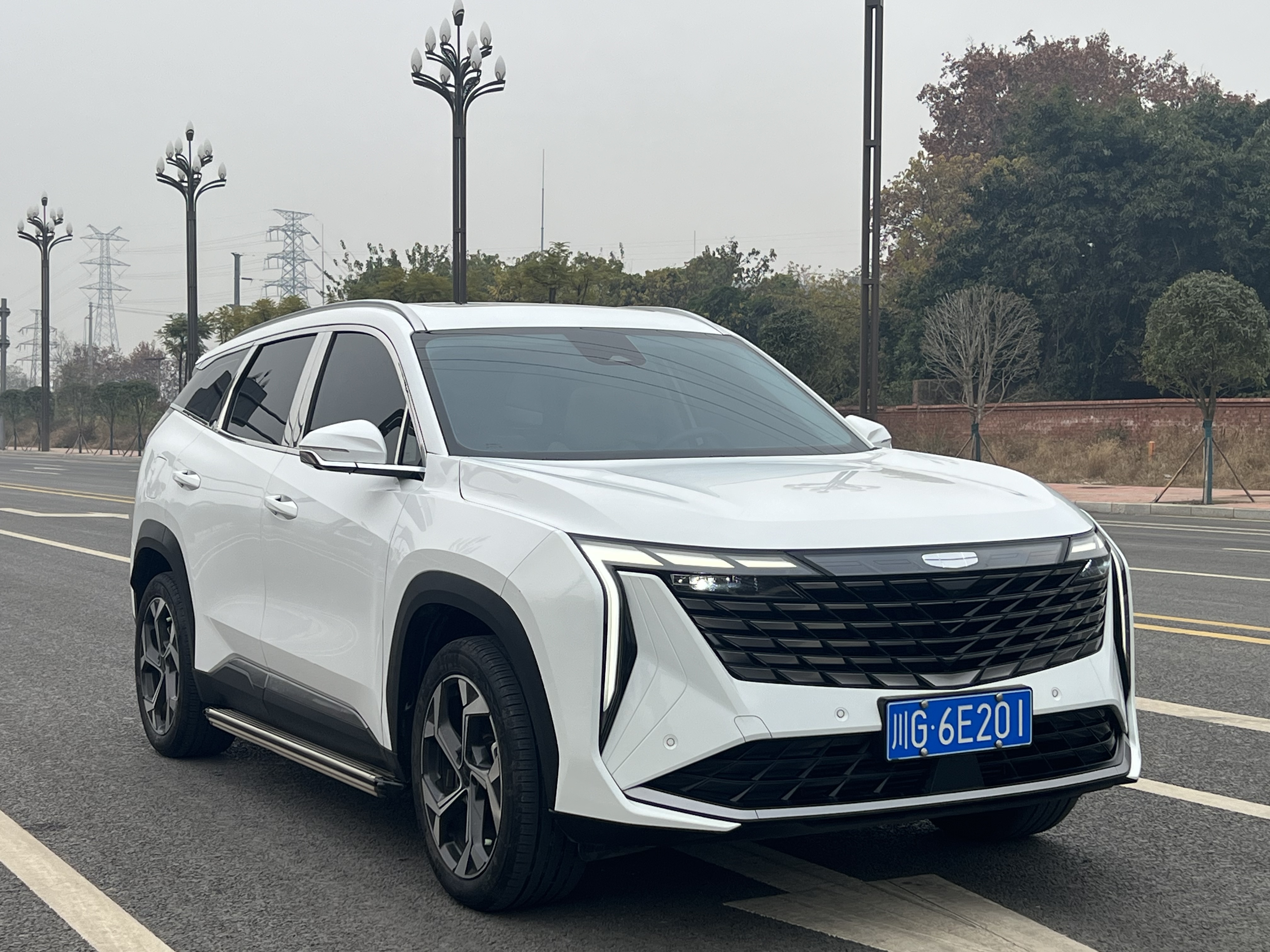 GEELY Boyue L 2023 car image #3