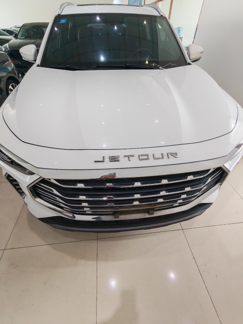 Jetour X70 PLUS 2023 car image #3