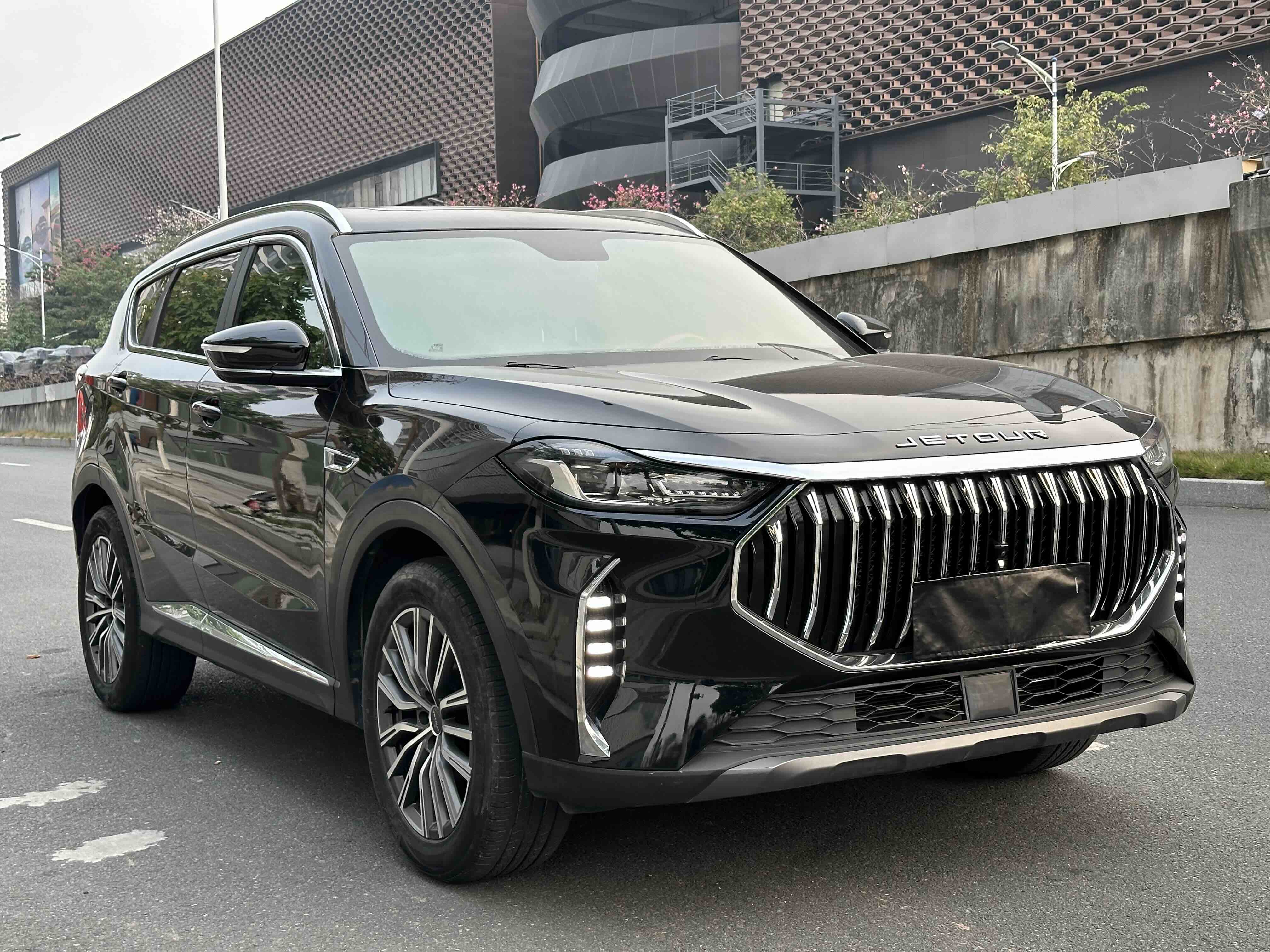 Jetour X70 PLUS 2023 #3 Jetour X70 PLUS 2023 car image #3