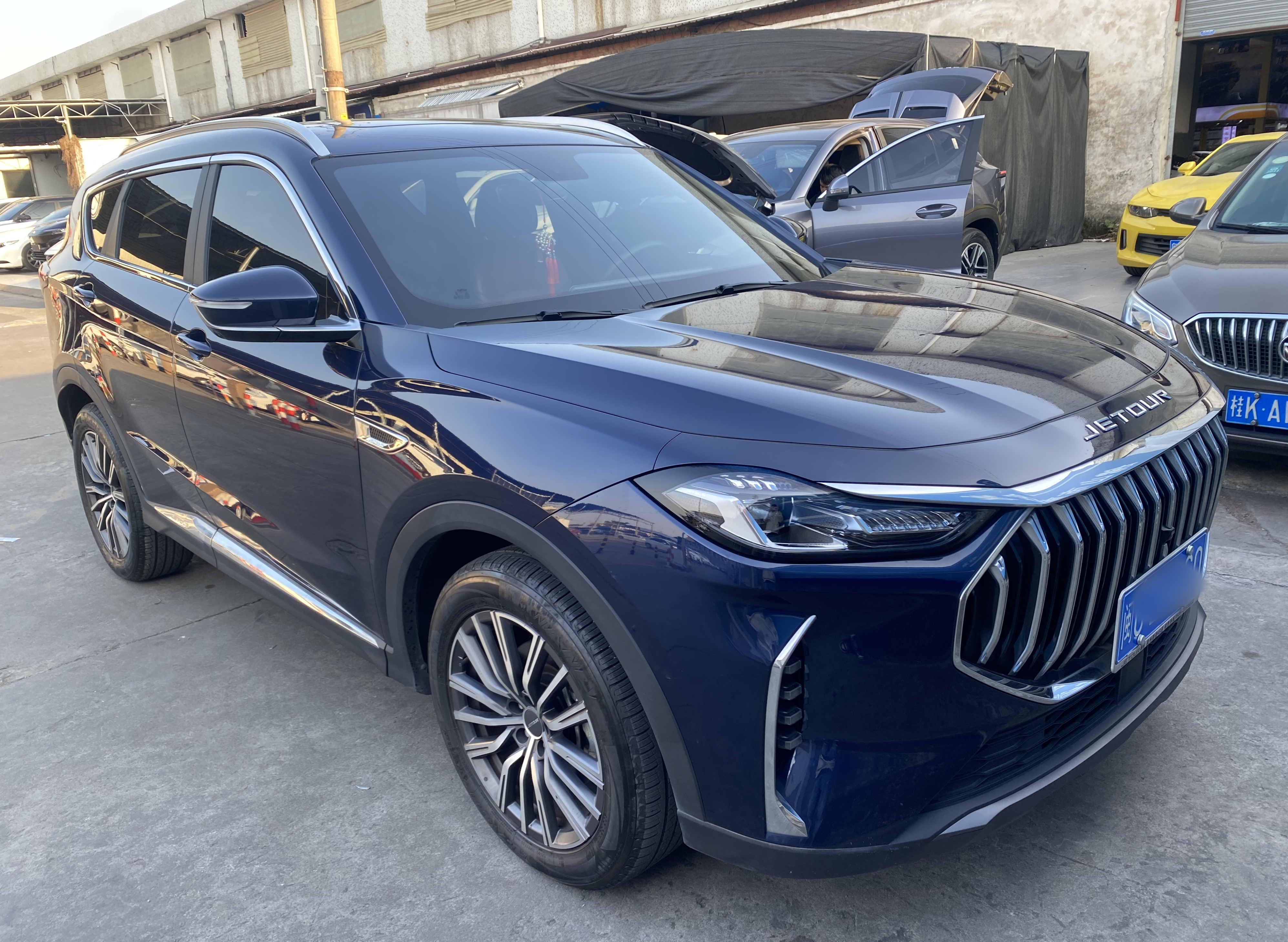 Jetour X70 PLUS 2023 صورة سيارة #3