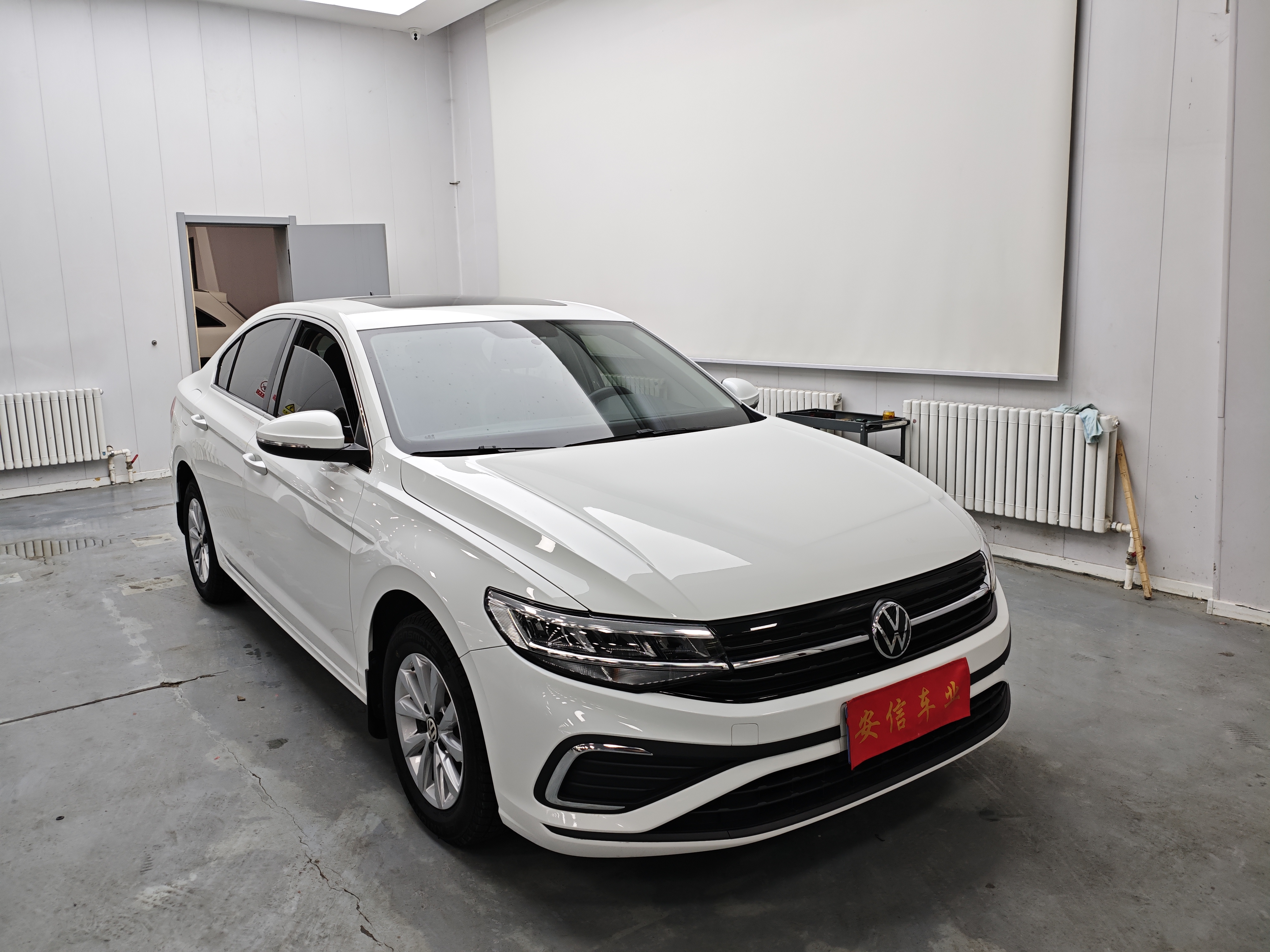Volkswagen Bora 2023 car image #3